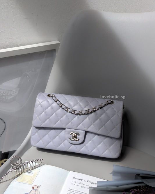 Chanel Classic Flap Medium | 21K Light Purple Caviar Silver Hardware