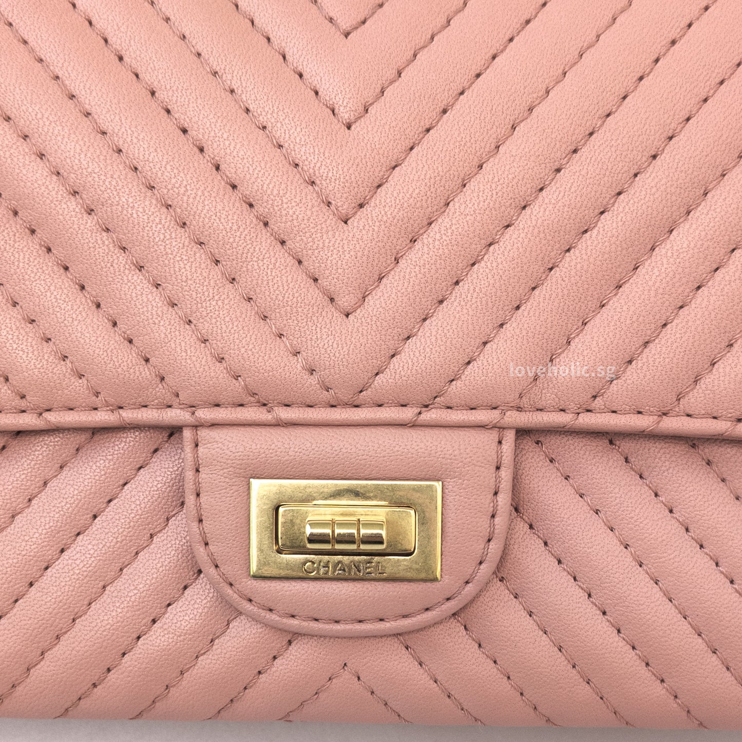 Reissue 2.55 226 Medium | Sakura Pink Calfskin Brushed Gold Hardware