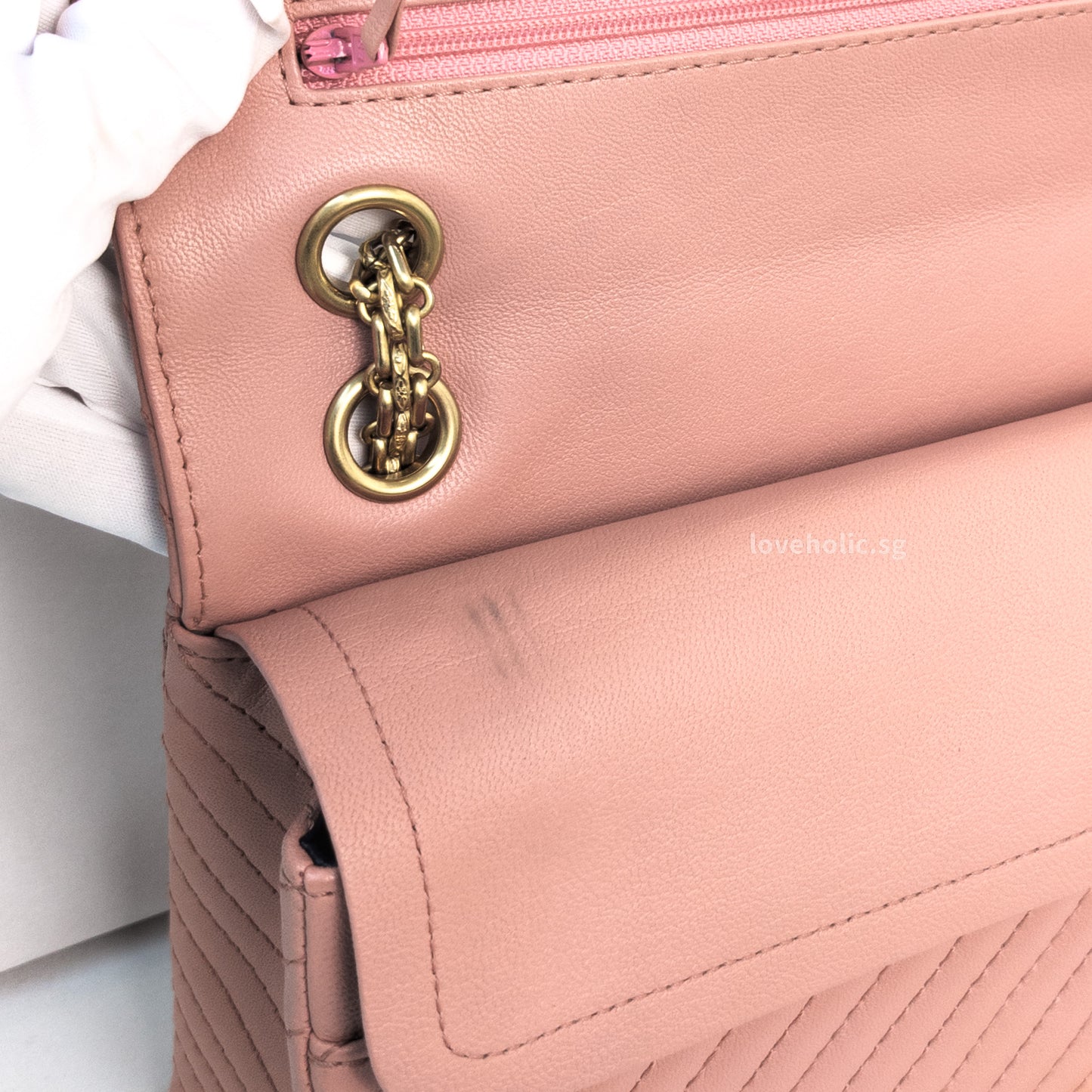 Reissue 2.55 226 Medium | Sakura Pink Calfskin Brushed Gold Hardware