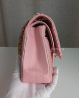 Classic Flap Chevron Medium | 21S Light Pink Caviar Light Gold Hardware