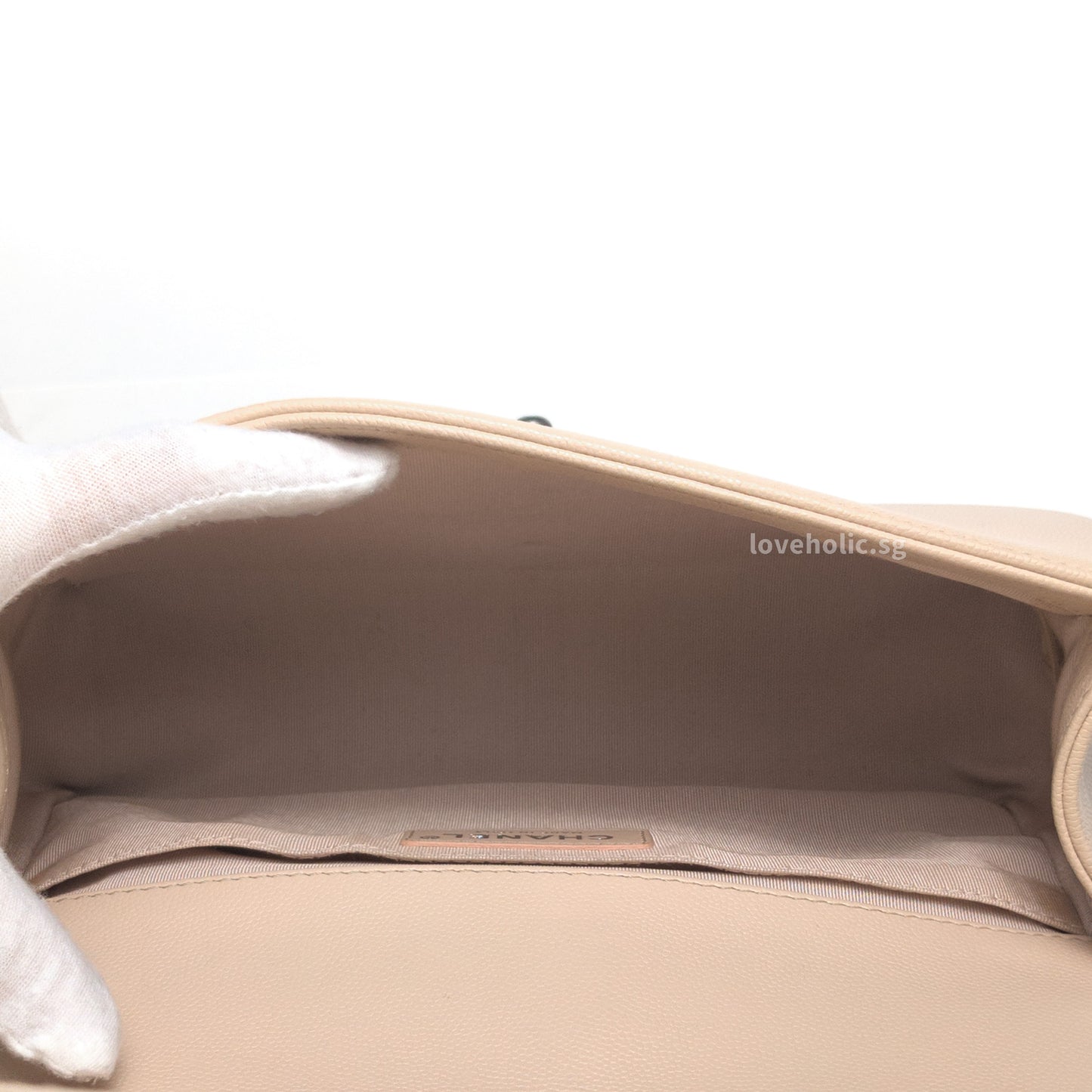 Boy Chevron Old Medium | Ivory Beige Caviar Ruthenium Hardware