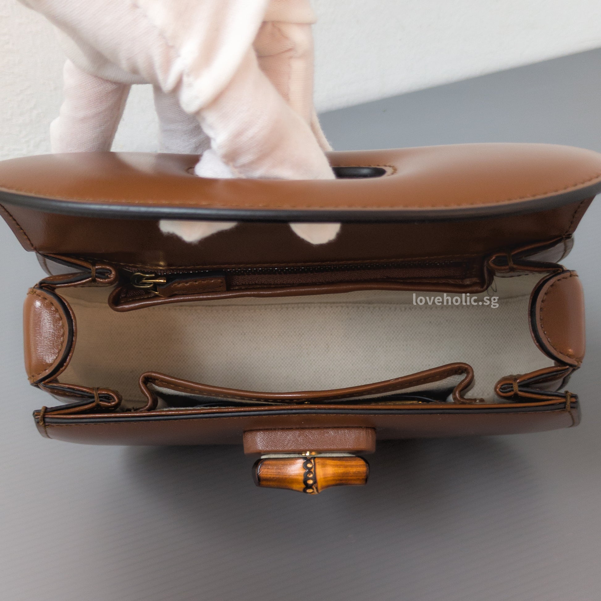 Gucci 1947 Bamboo Top Handle Bag Small | Brown Leather Gold Hardware-details