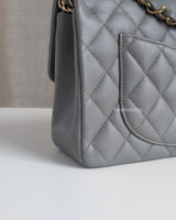 Classic Flap Small | 20C Grey Caviar Light Gold Hardware