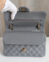 Classic Flap Small | 20C Grey Caviar Light Gold Hardware