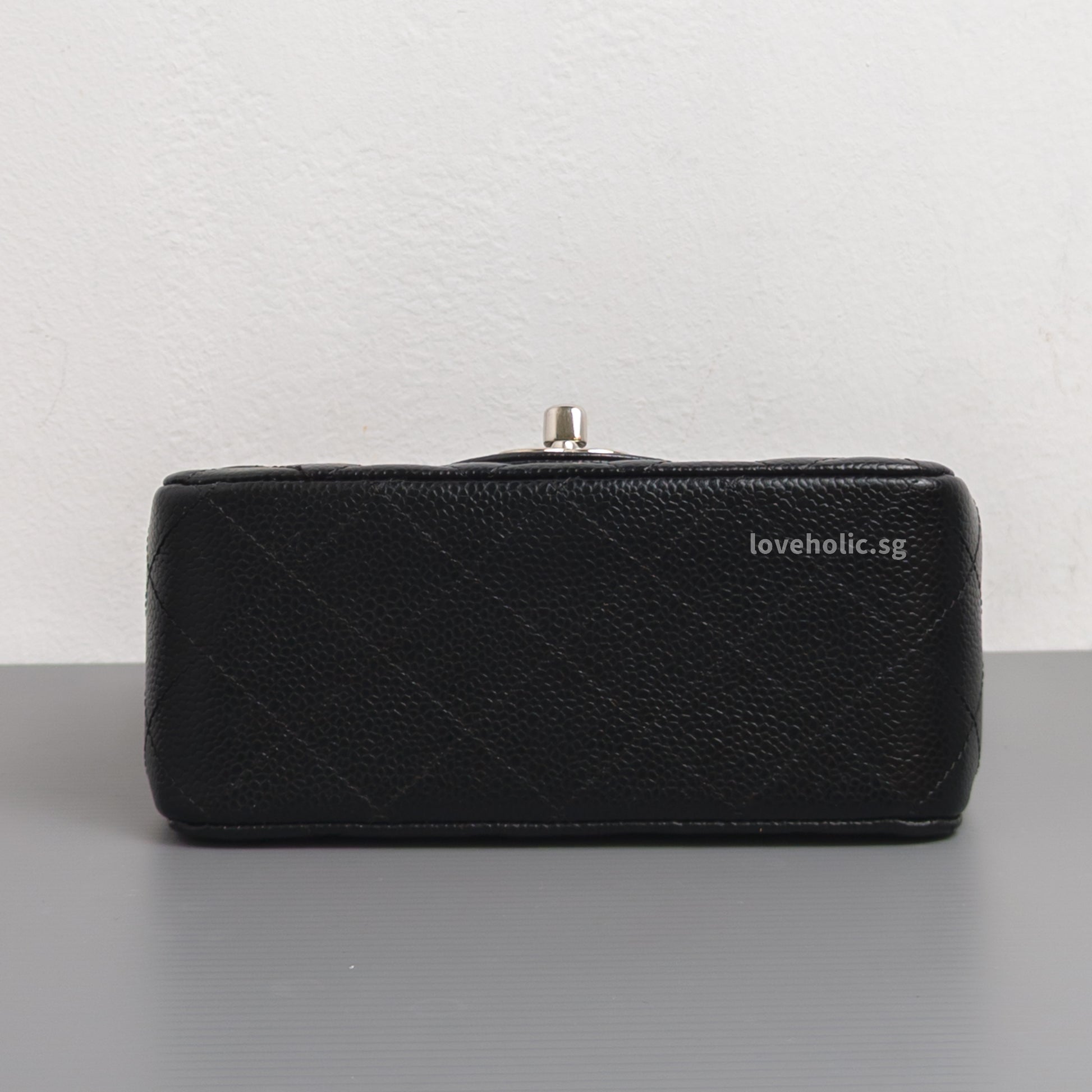 Chanel Vintage Classic Flap Mini Square | Black Caviar Silver Hardware-details