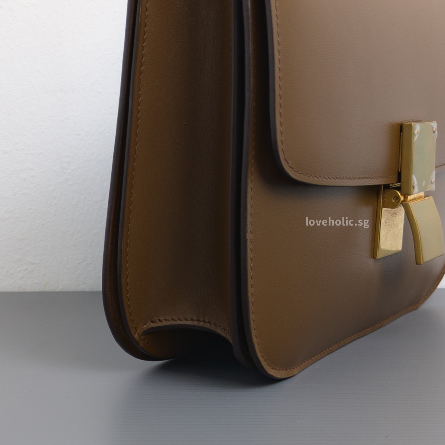 Celine Box Medium | Camel Calfskin Gold Hardware-details