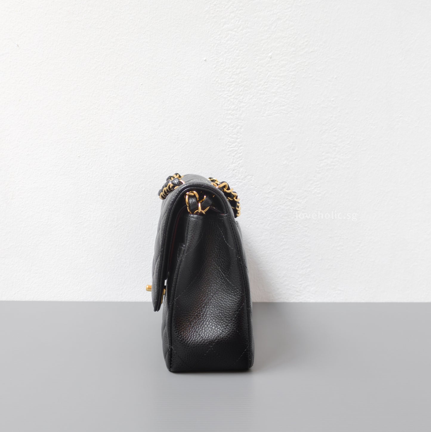 Chanel Classic Flap Medium | Black Caviar Gold Hardware-side