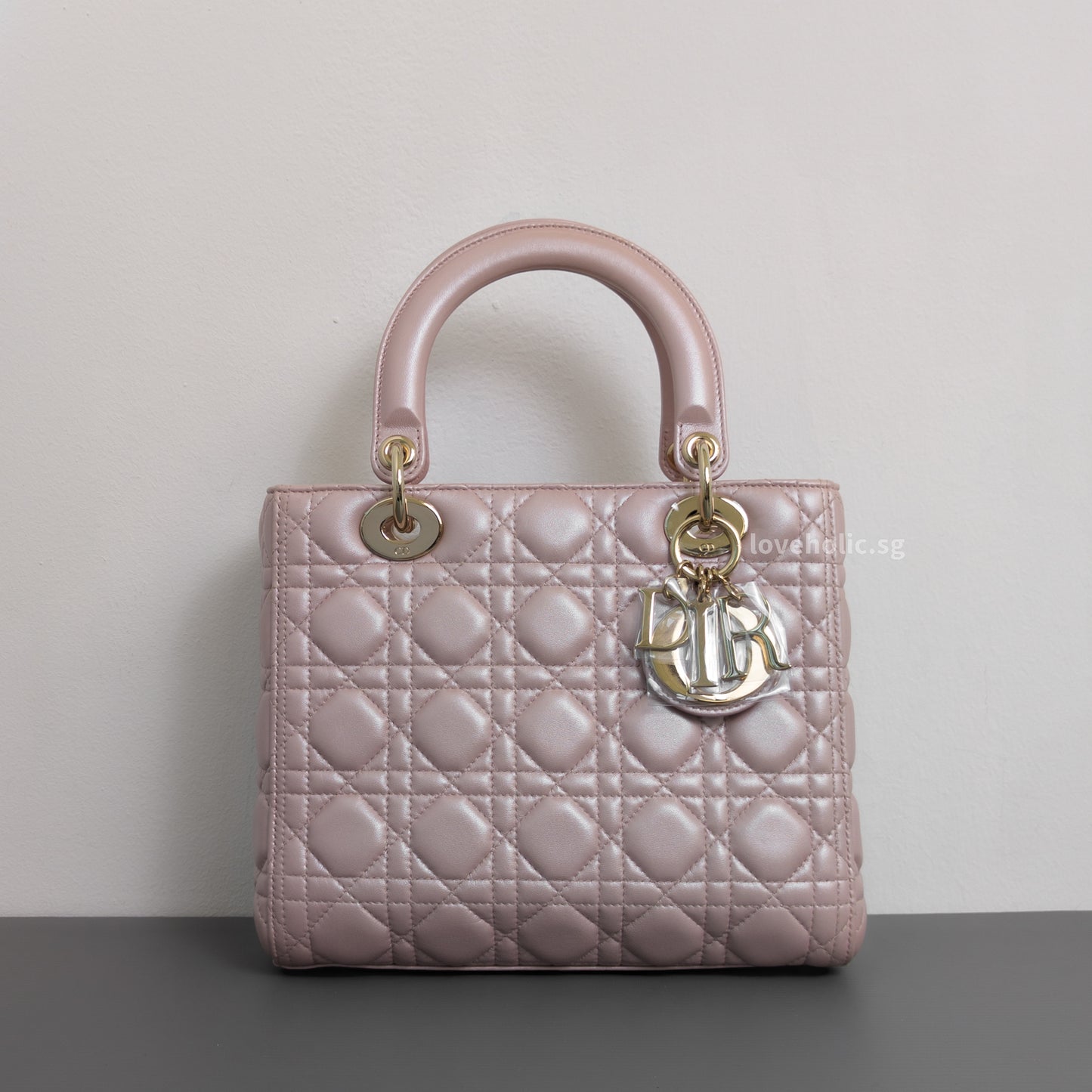 Dior Lady Dior Medium | Pearlescent Lotus Pink Lambskin Light Gold Hardware-front1