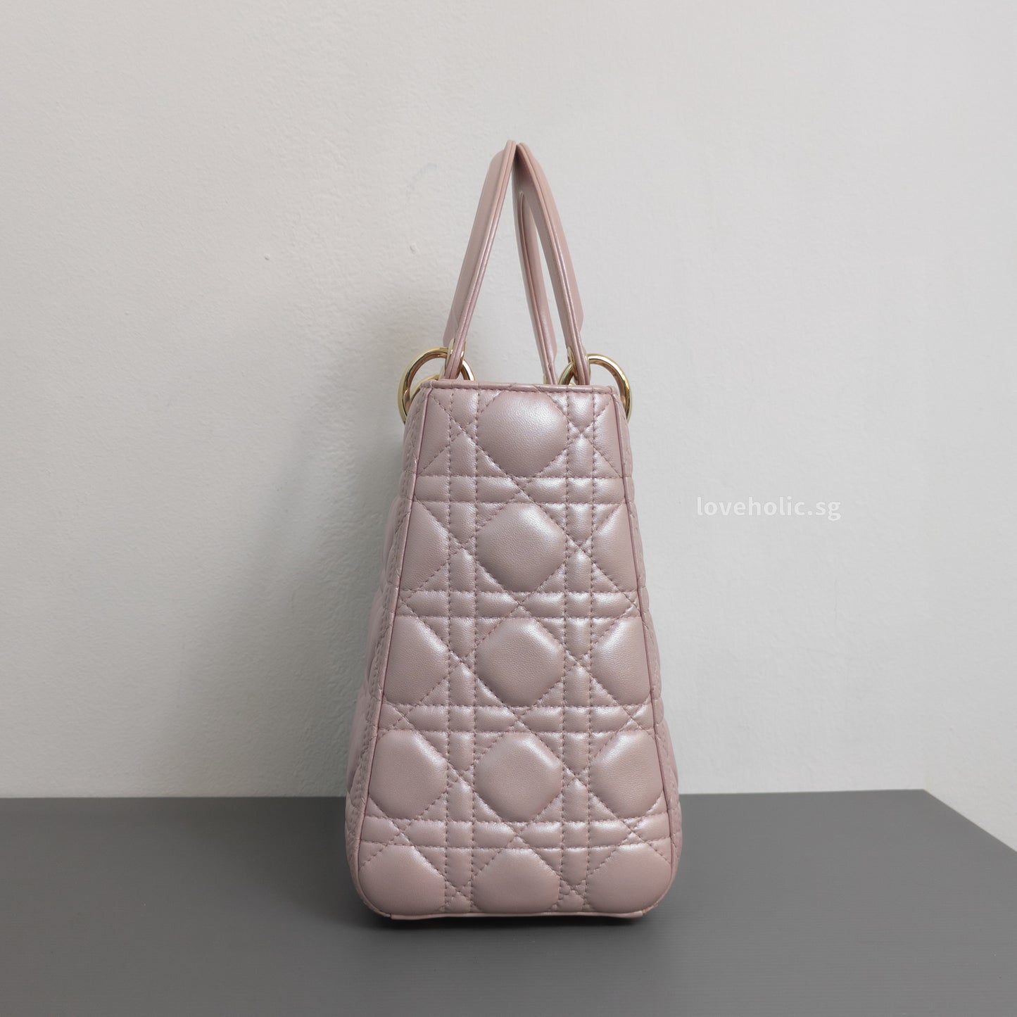 Dior Lady Dior Medium | Pearlescent Lotus Pink Lambskin Light Gold Hardware-side
