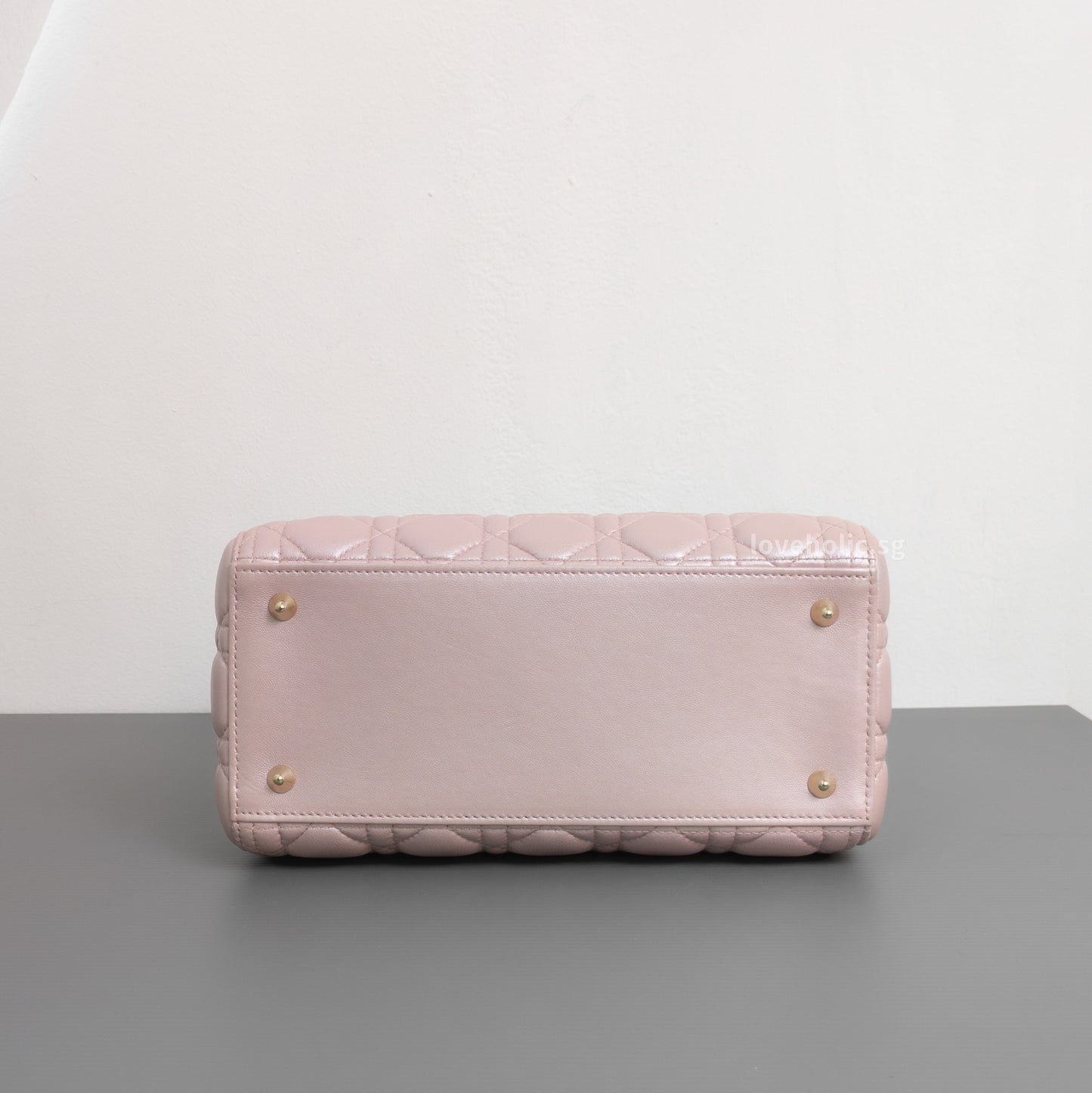 Dior Lady Dior Medium | Pearlescent Lotus Pink Lambskin Light Gold Hardware-details