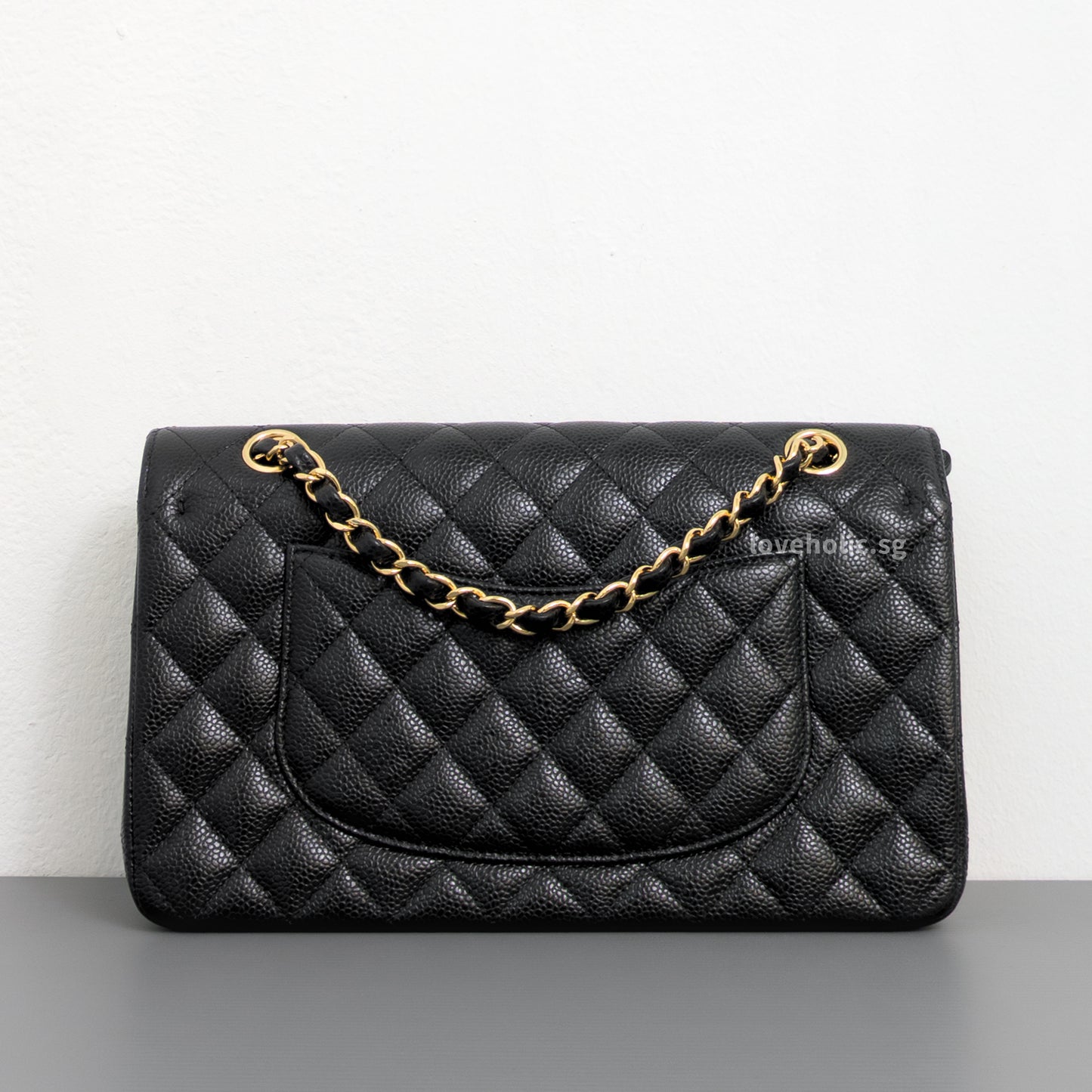Classic Flap Medium | Black Caviar Gold Hardware