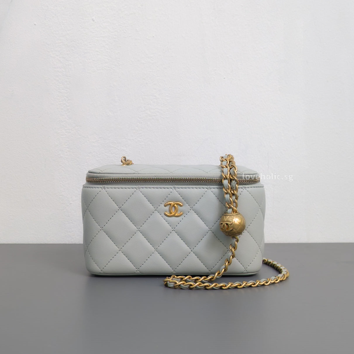Chanel Pearl Crush Vanity Bag on Chain 23C Light Grey Lambskin Brushed Gold Hardware-front1