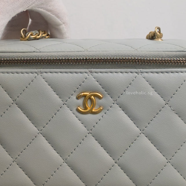 Chanel Pearl Crush Vanity Bag on Chain 23C Light Grey Lambskin Brushed Gold Hardware-details