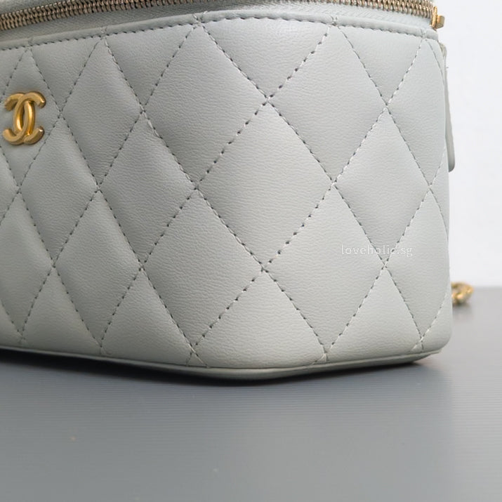 Chanel Pearl Crush Vanity Bag on Chain 23C Light Grey Lambskin Brushed Gold Hardware-details