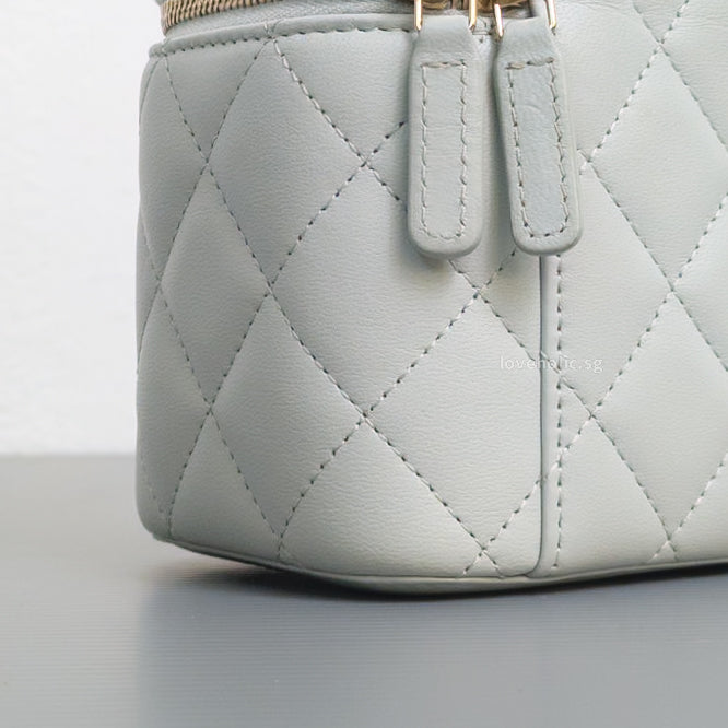 Chanel Pearl Crush Vanity Bag on Chain 23C Light Grey Lambskin Brushed Gold Hardware-details