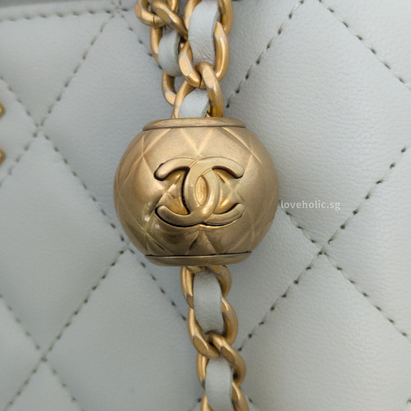 Chanel Pearl Crush Vanity Bag on Chain 23C Light Grey Lambskin Brushed Gold Hardware-details