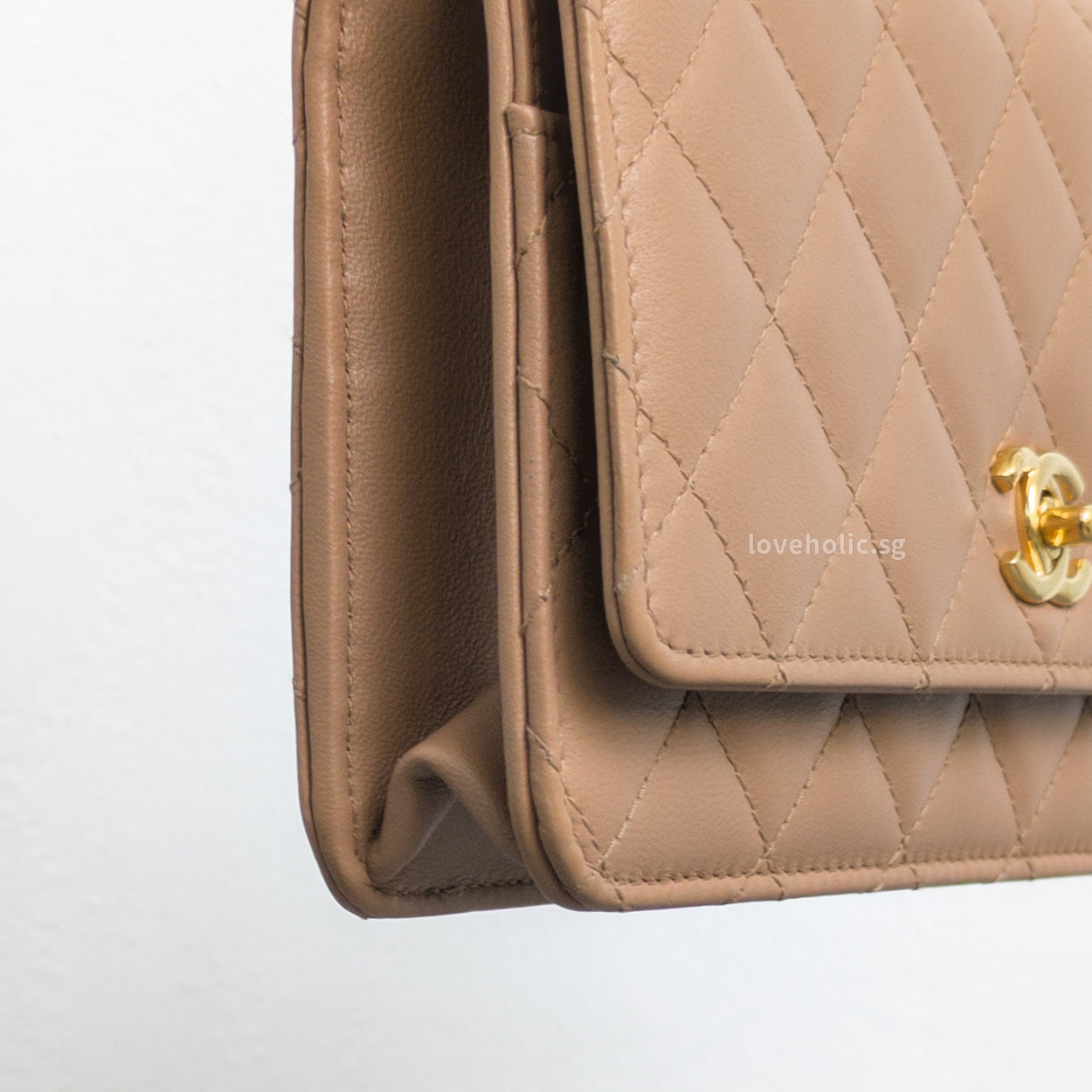 Chanel Top Handle Wallet On Chain 23B Dark Beige Lambskin Gold Hardware-details