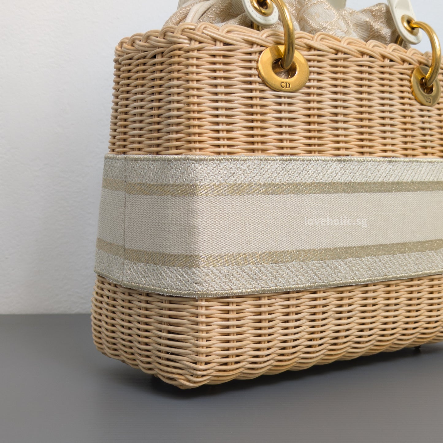 Dior Lady Dior Medium | Beige Oblique Natural Wicker Brushed Gold Hardware-details