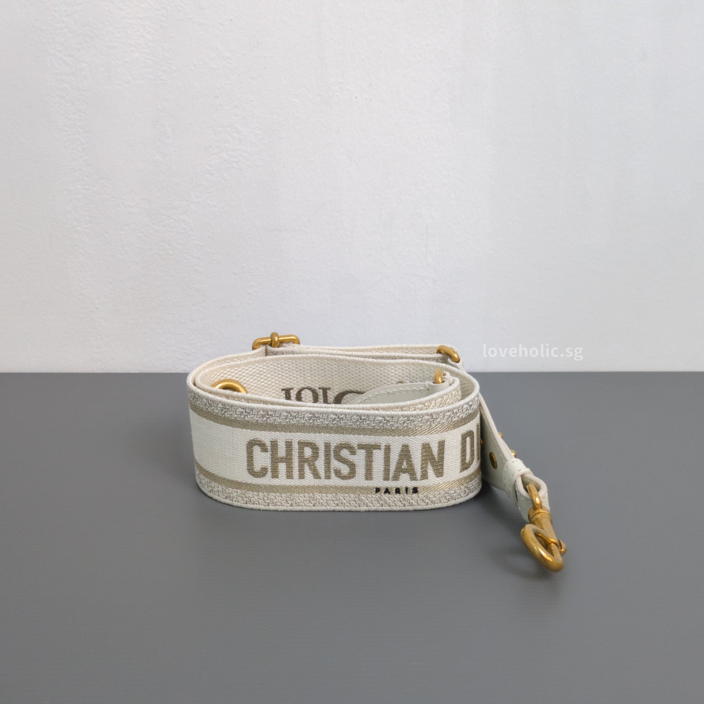 Dior Lady Dior Medium | Beige Oblique Natural Wicker Brushed Gold Hardware-details