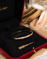 Cartier Love Bracelet Small Size 17 | 18K Rose Gold-front