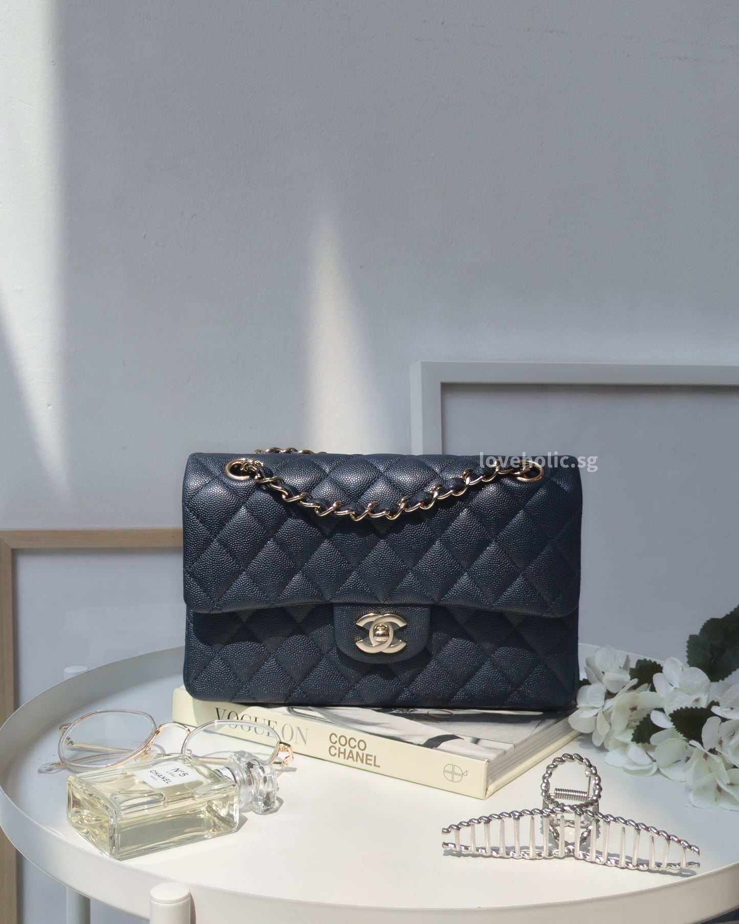 Chanel Classic Flap Small | 18B Midnight Blue Caviar Gold Hardware-front