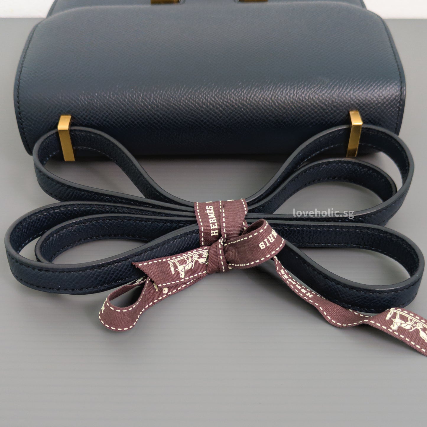 Hermes Constance 18 Mini | 76 Indigo Blue Epsom Gold Hardware-details