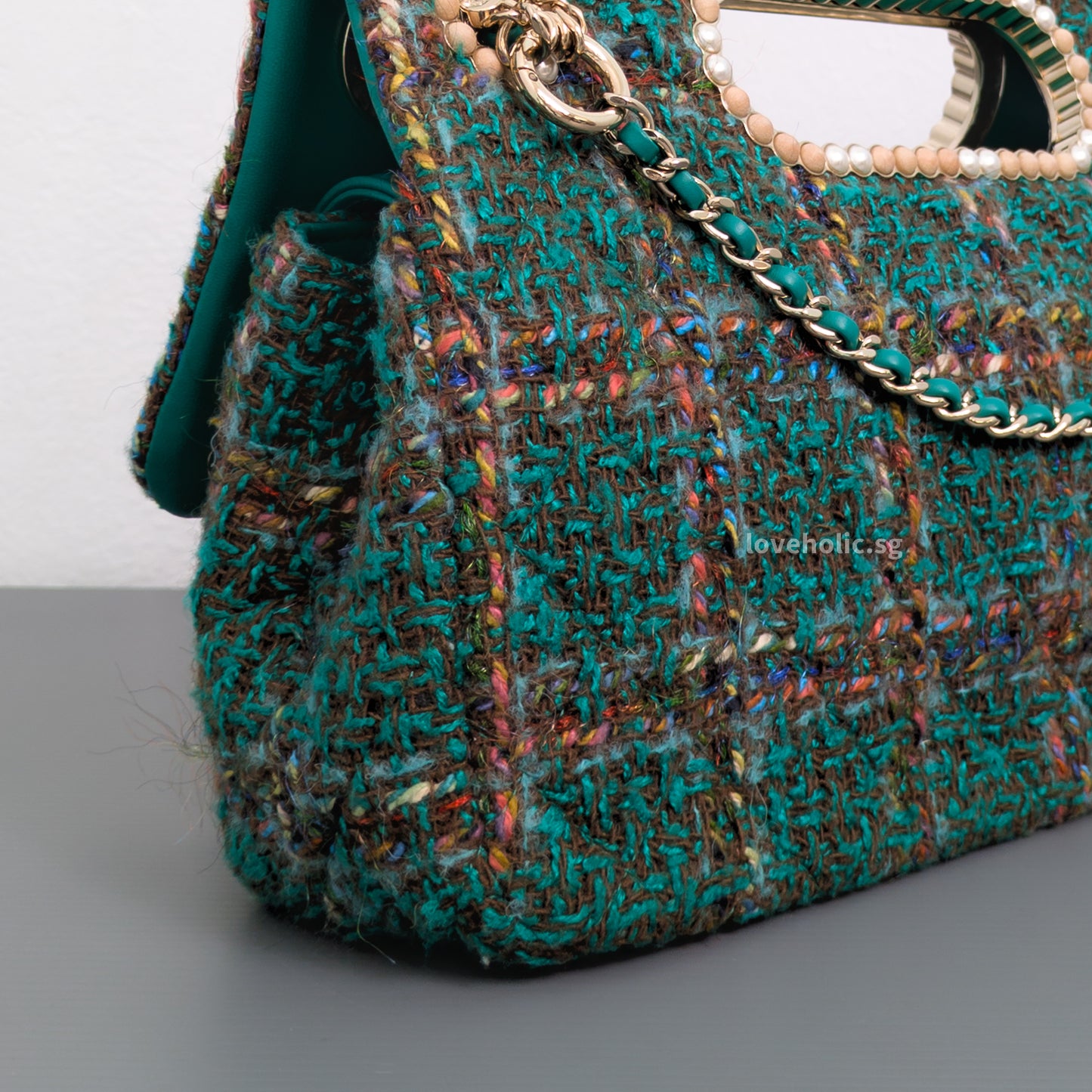 Chanel Flap Bag Metiers d'Art | Paris-Dakar Green Tweed Gold Hardware-details