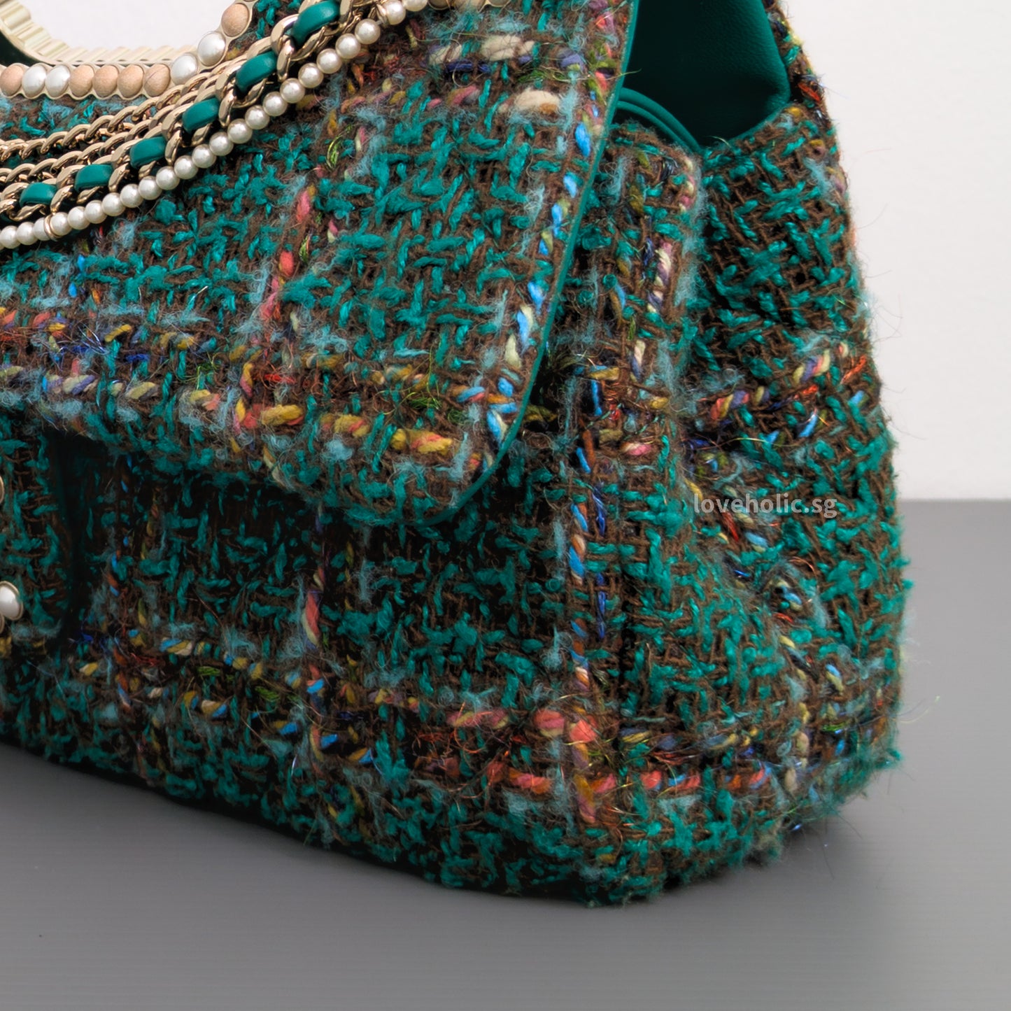 Chanel Flap Bag Metiers d'Art | Paris-Dakar Green Tweed Gold Hardware-details