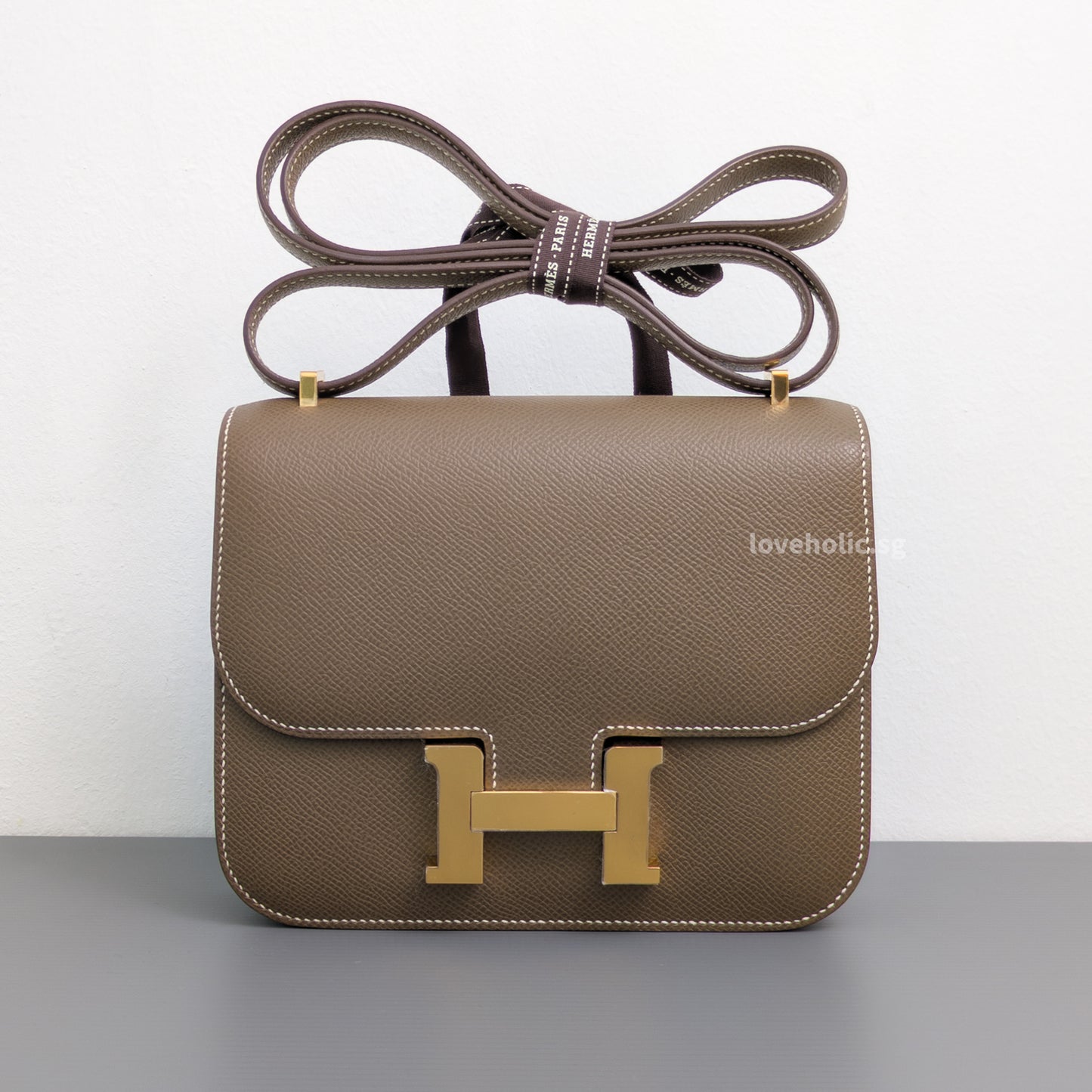 Hermes Constance 18 Mini | Etoupe Epsom Gold Hardware-front1