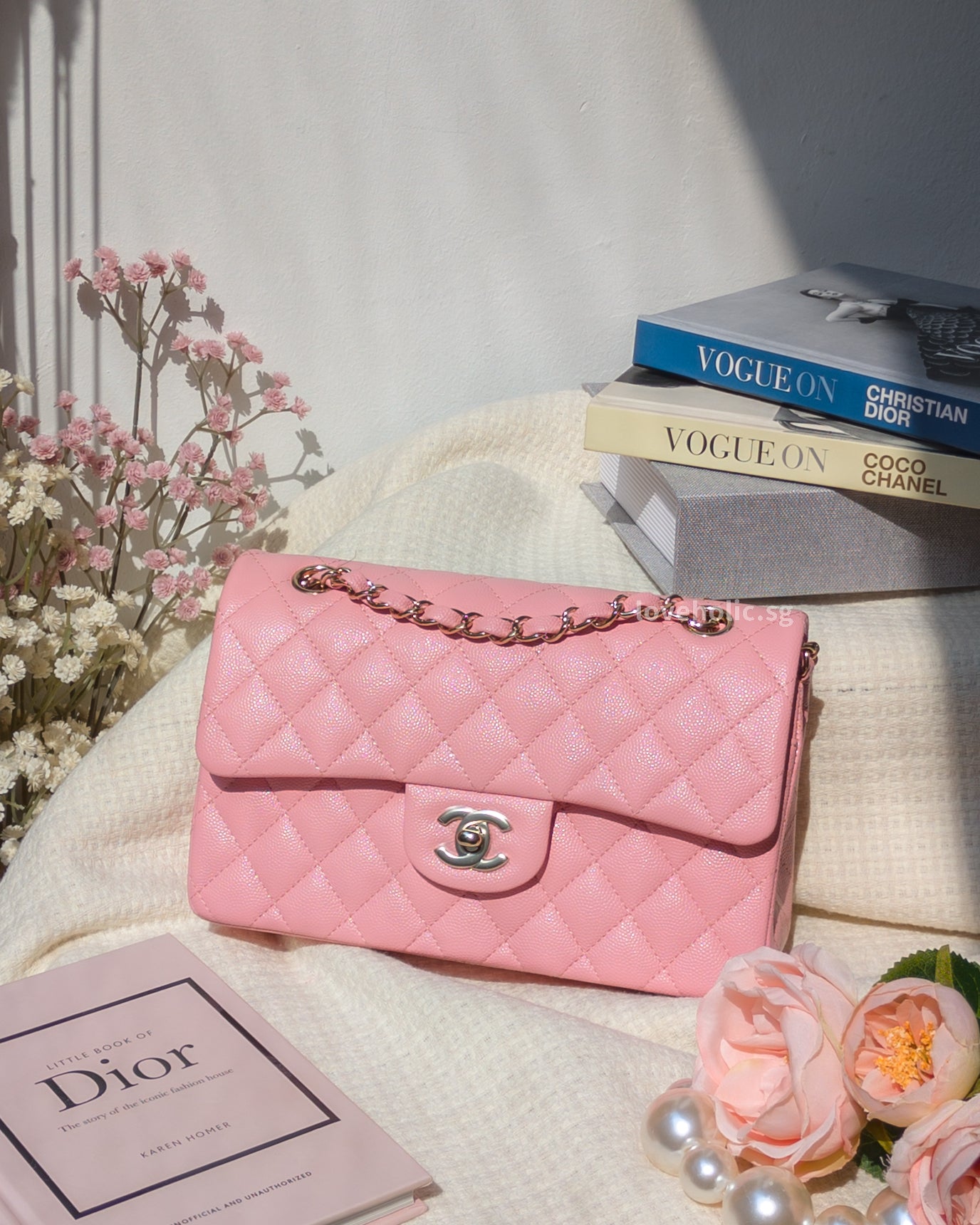 Chanel Classic Flap Small | 22C Sakura Pink Caviar Light Gold Hardware-front