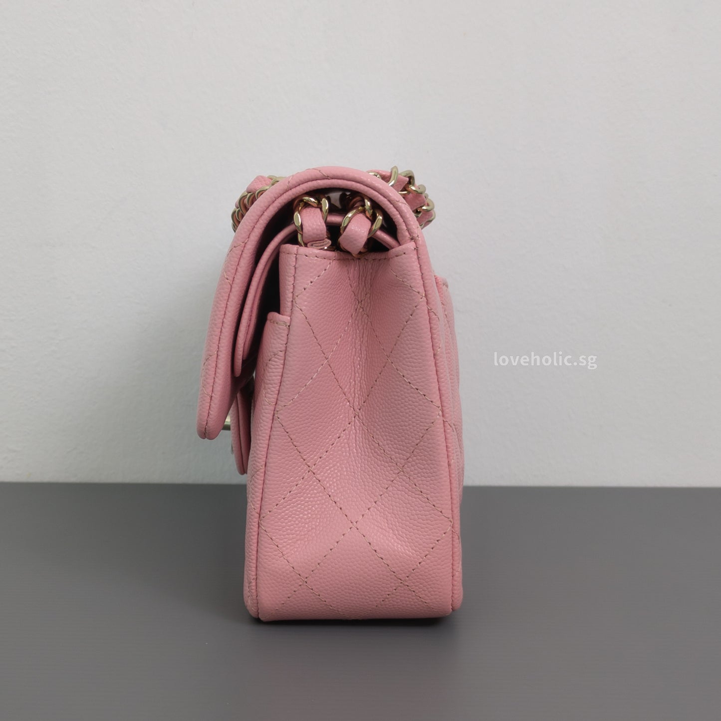 Chanel Classic Flap Small | 22C Sakura Pink Caviar Light Gold Hardware-side