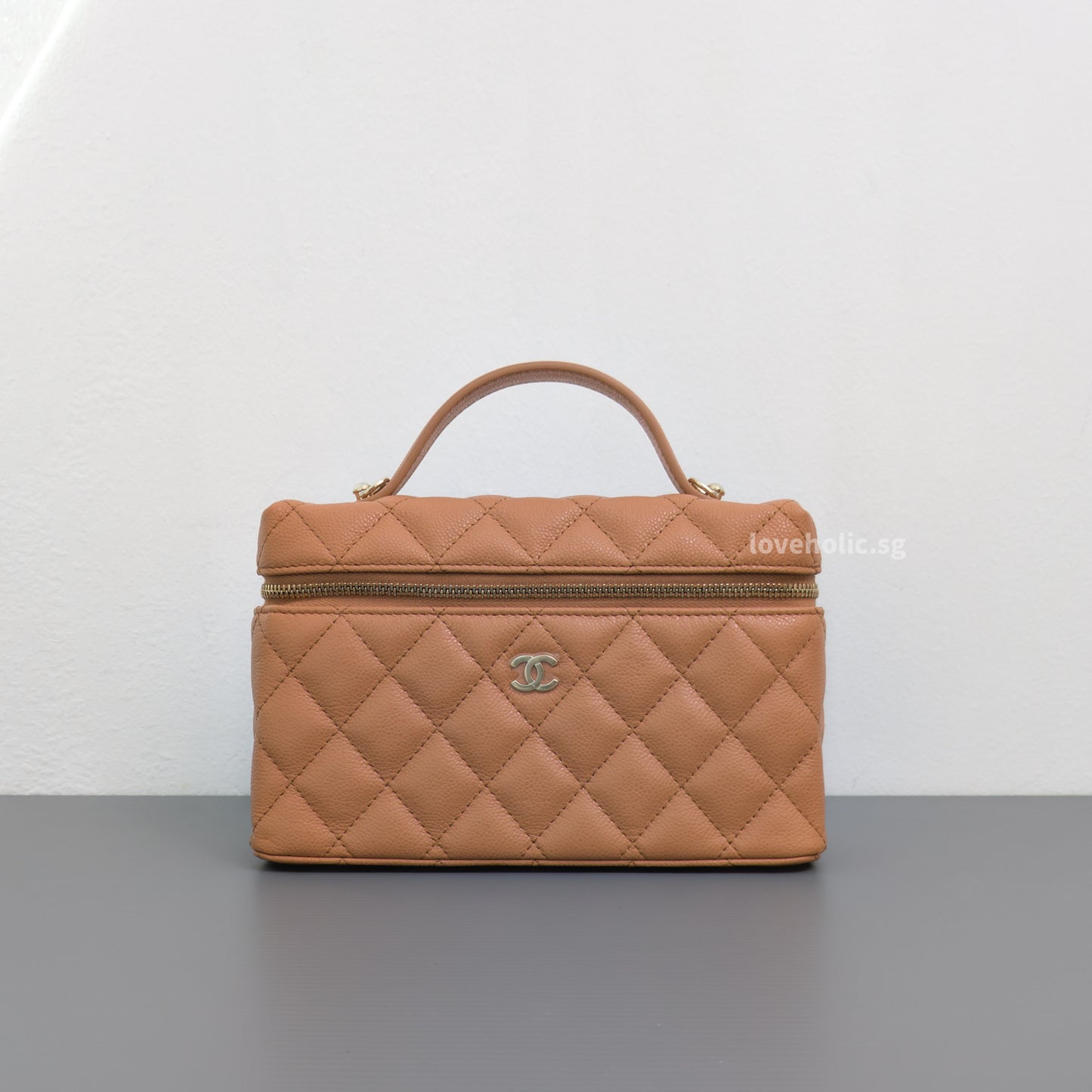 Chanel Top Handle Vanity On Chain LP | 25B Caramel Caviar Light Gold Hardware-front1