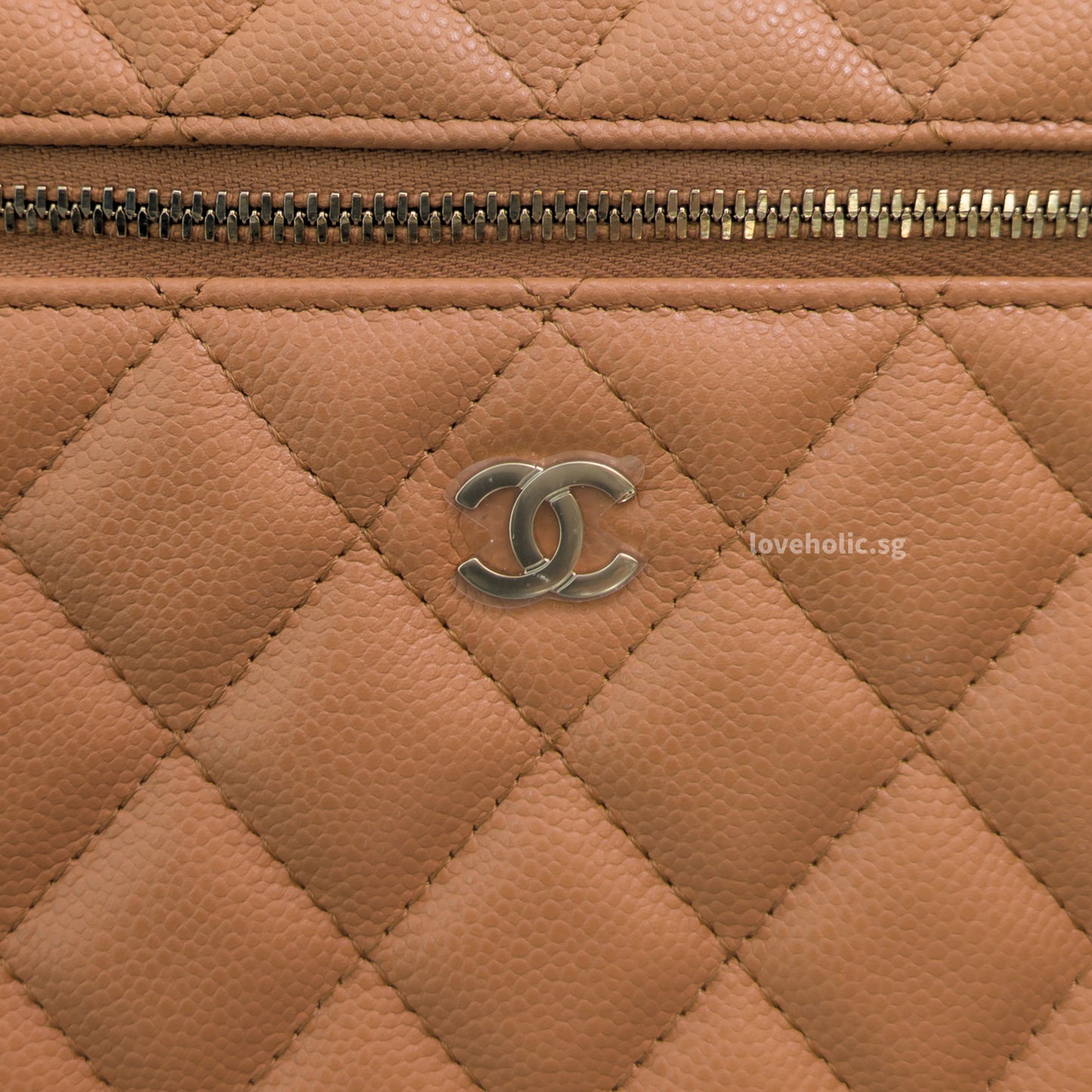 Chanel Top Handle Vanity On Chain LP | 25B Caramel Caviar Light Gold Hardware-details
