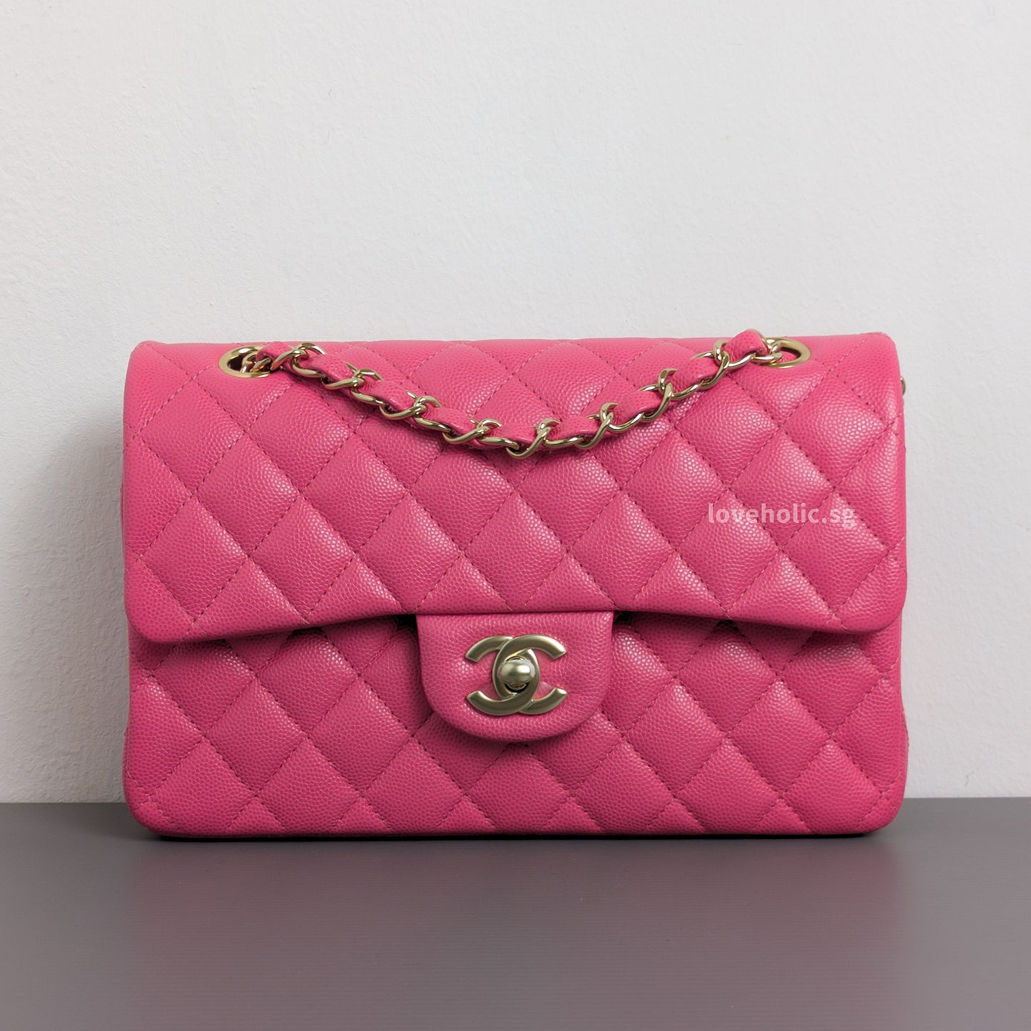 Classic Flap Small | 20S Bubblegum Pink Caviar Light Gold Hardware