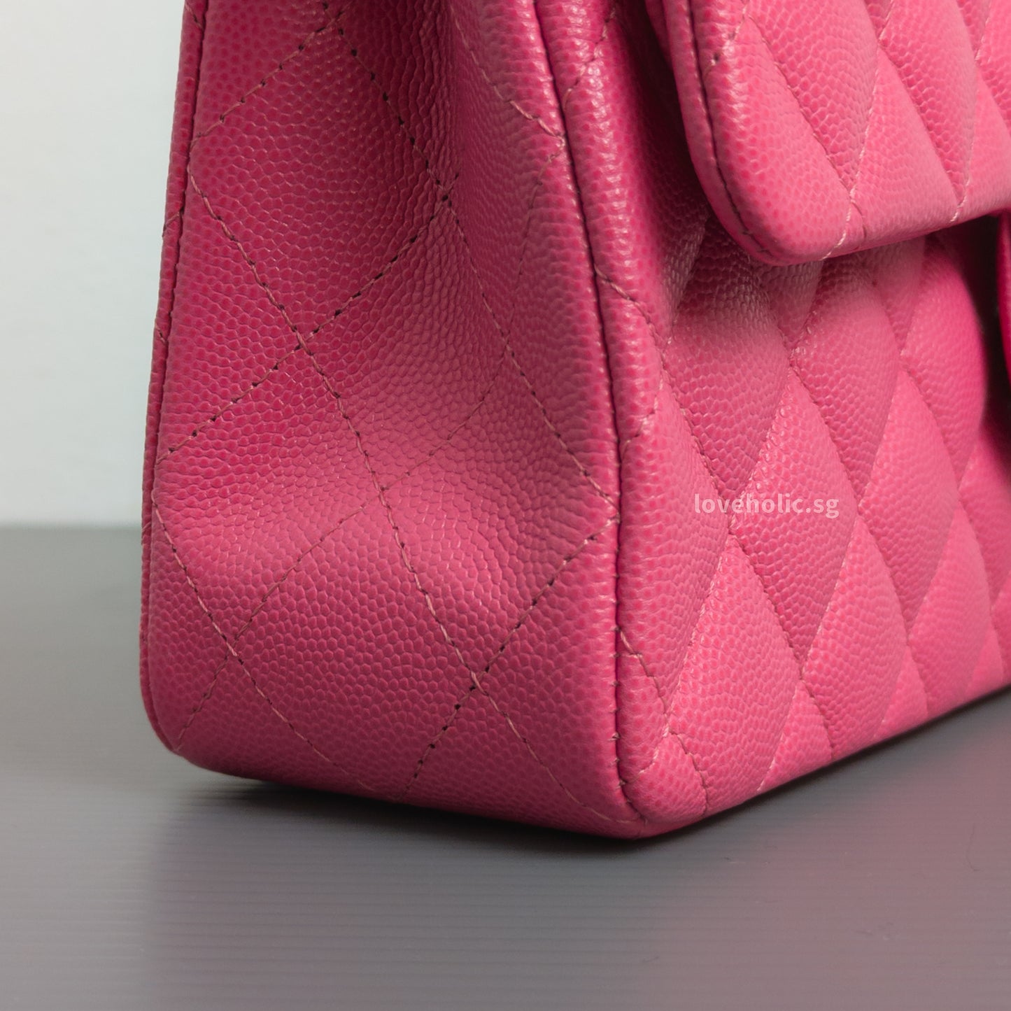 Classic Flap Small | 20S Bubblegum Pink Caviar Light Gold Hardware