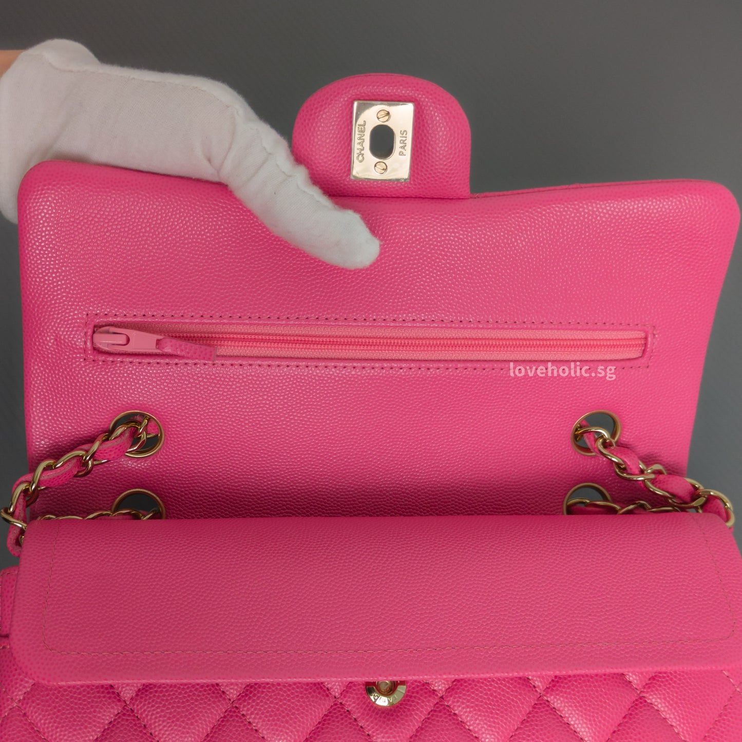Classic Flap Small | 20S Bubblegum Pink Caviar Light Gold Hardware