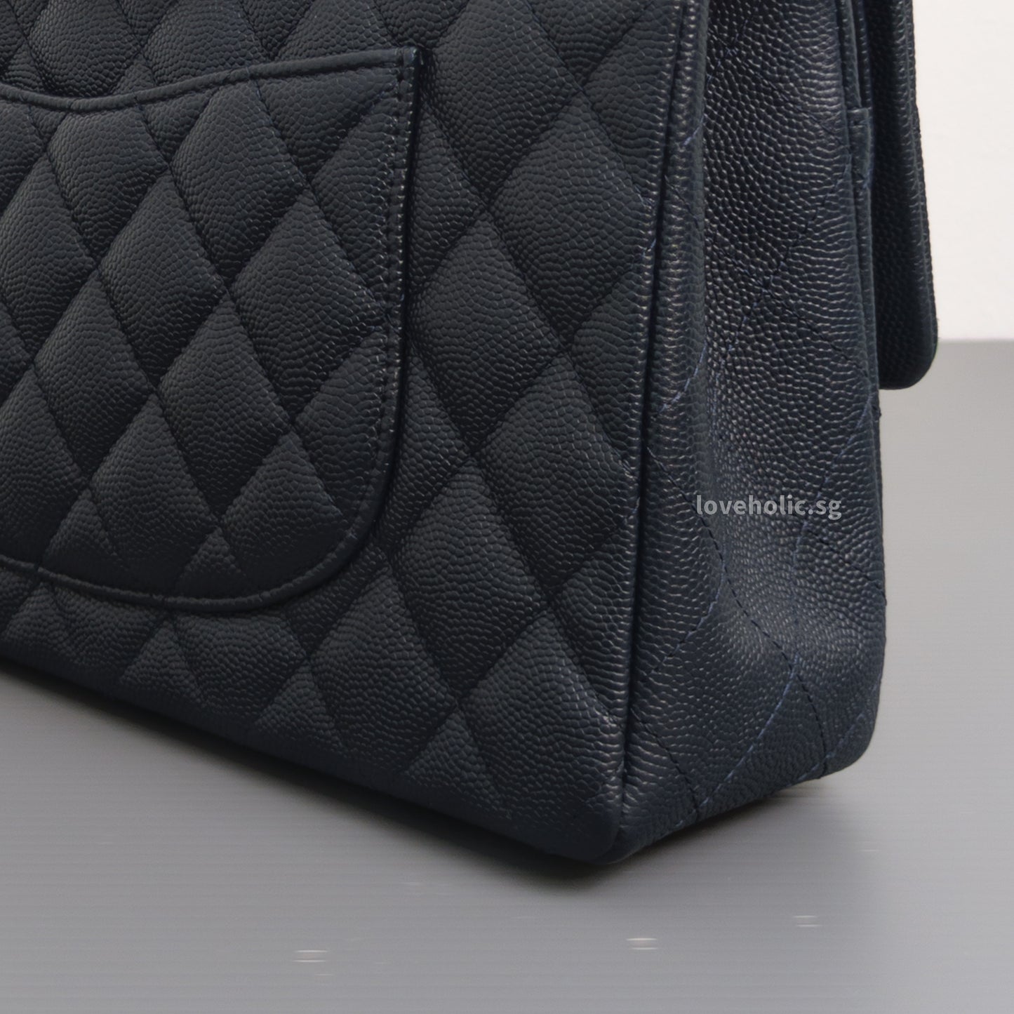 Chanel Classic Flap Medium | Midnight Blue Caviar Light Gold Hardware-details