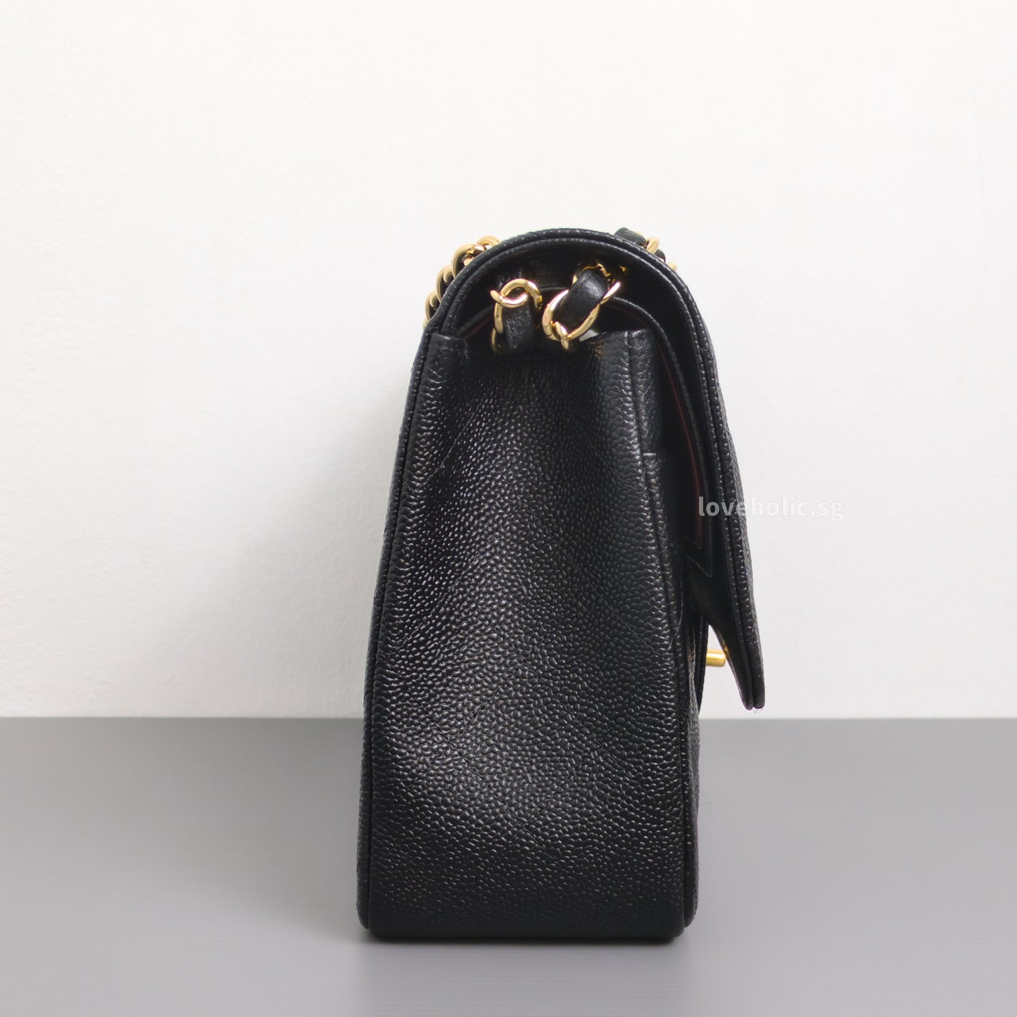 Chanel Classic Flap Jumbo | Black Caviar Gold Hardware-details