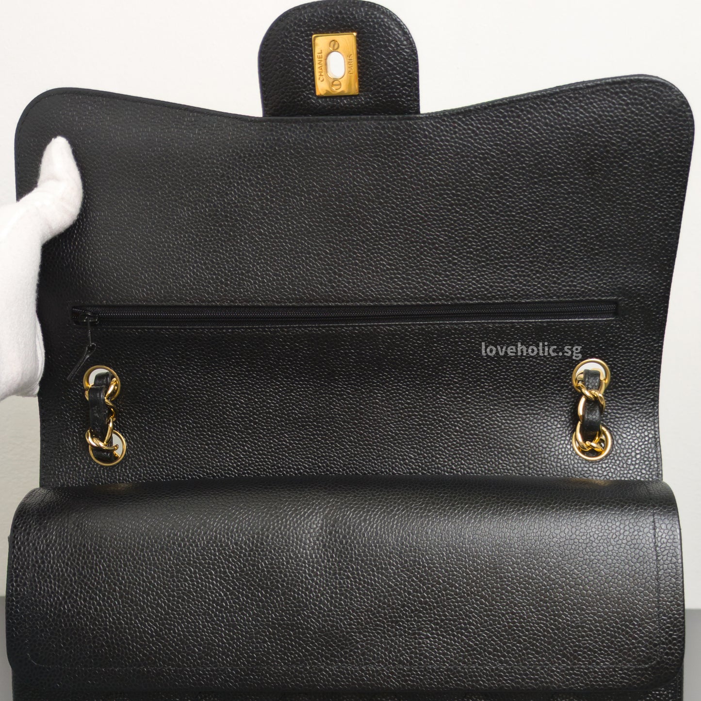 Chanel Classic Flap Jumbo | Black Caviar Gold Hardware-details