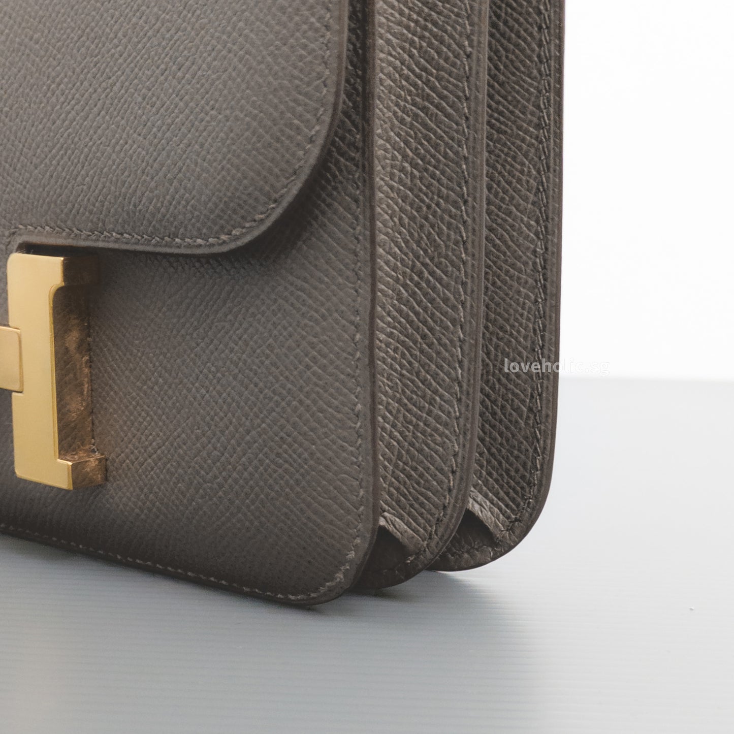 Constance 18 Mini | Etain Epsom Gold Hardware