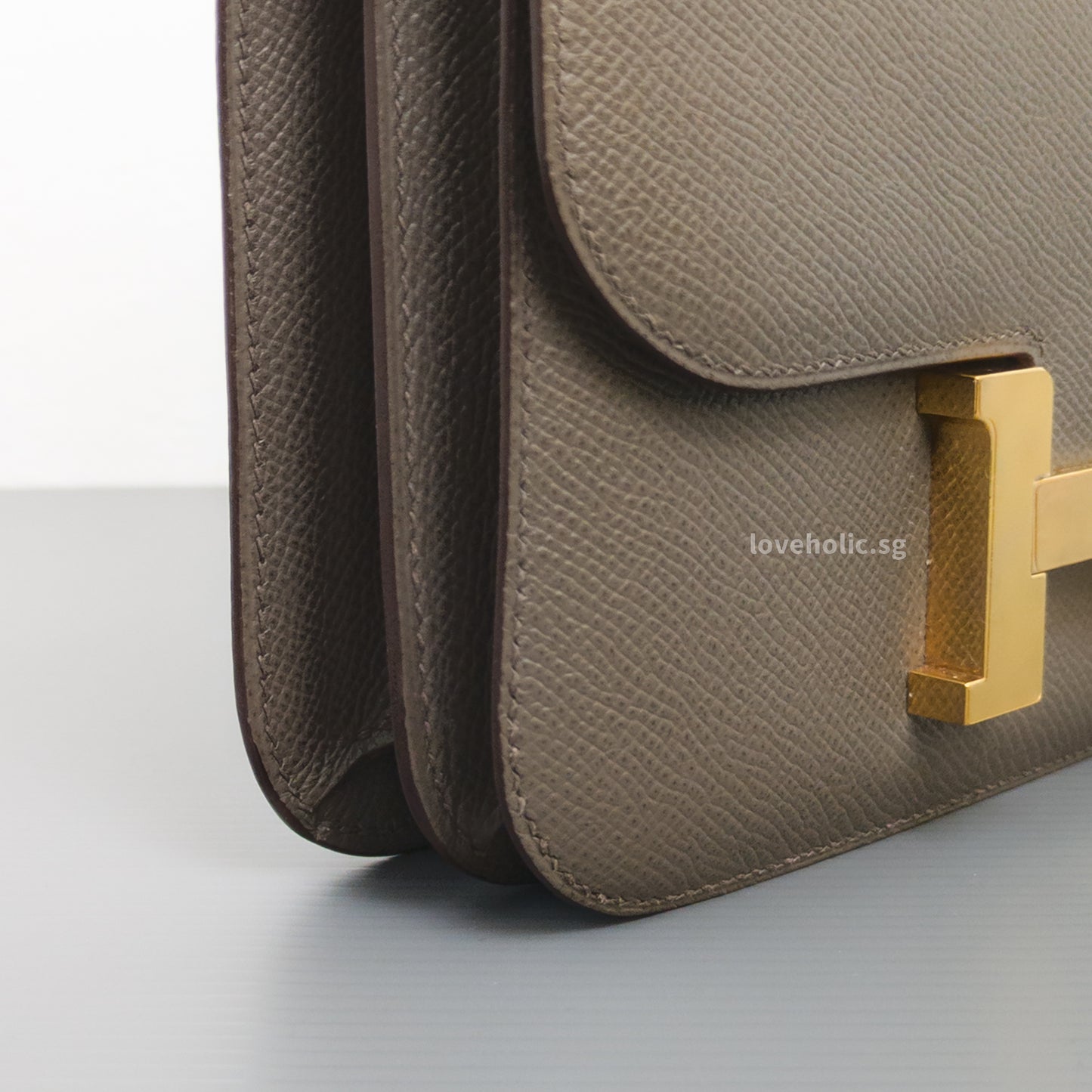 Hermes Constance 18 Mini | Etain Epsom Gold Hardware-details
