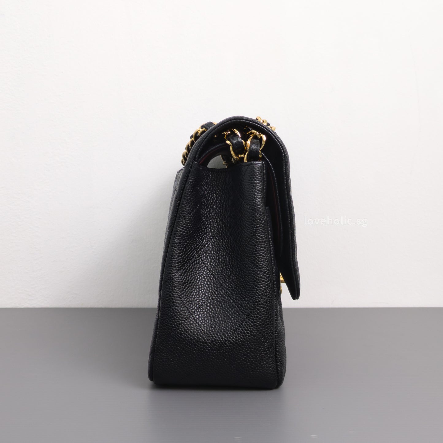 Chanel Classic Flap Jumbo | Black Caviar Gold Hardware-details