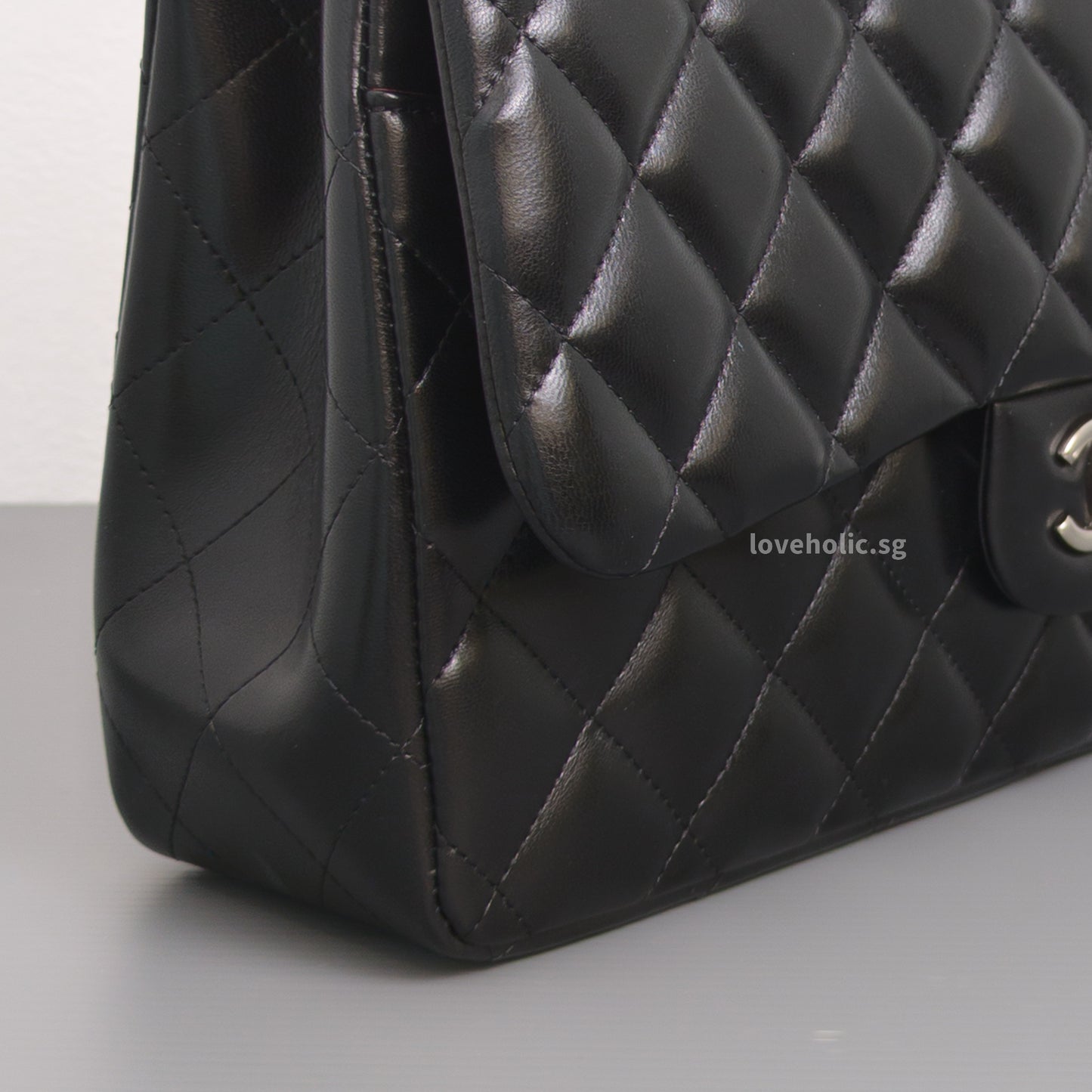 Chanel Classic Flap Jumbo | Black Lambskin Silver Hardware-details
