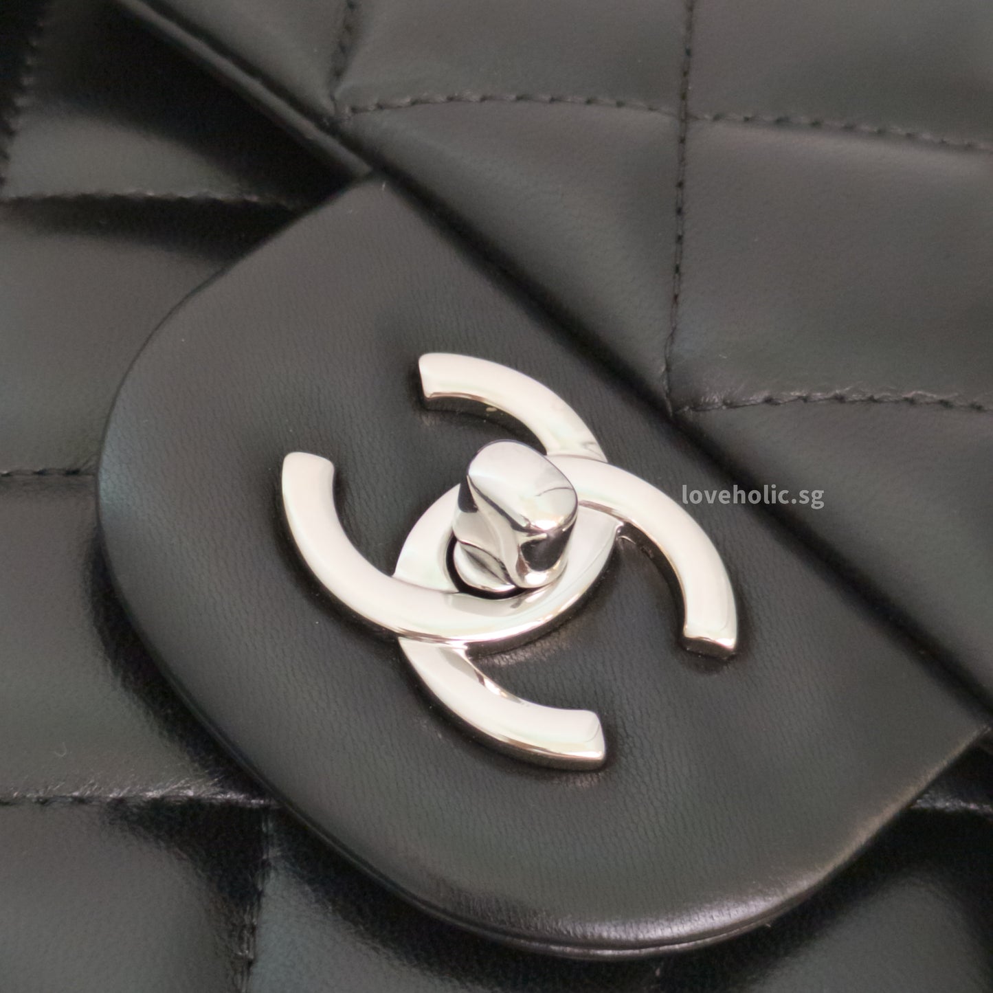 Chanel Classic Flap Jumbo | Black Lambskin Silver Hardware-details