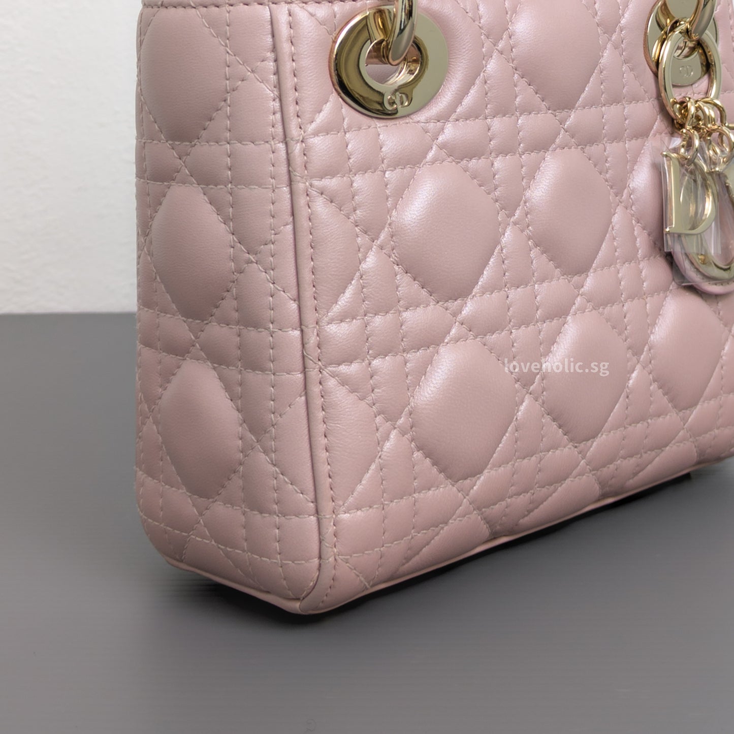 Dior Lady Dior Mini | Pearlescent Lotus Pink Lambskin Light Gold Hardware-details