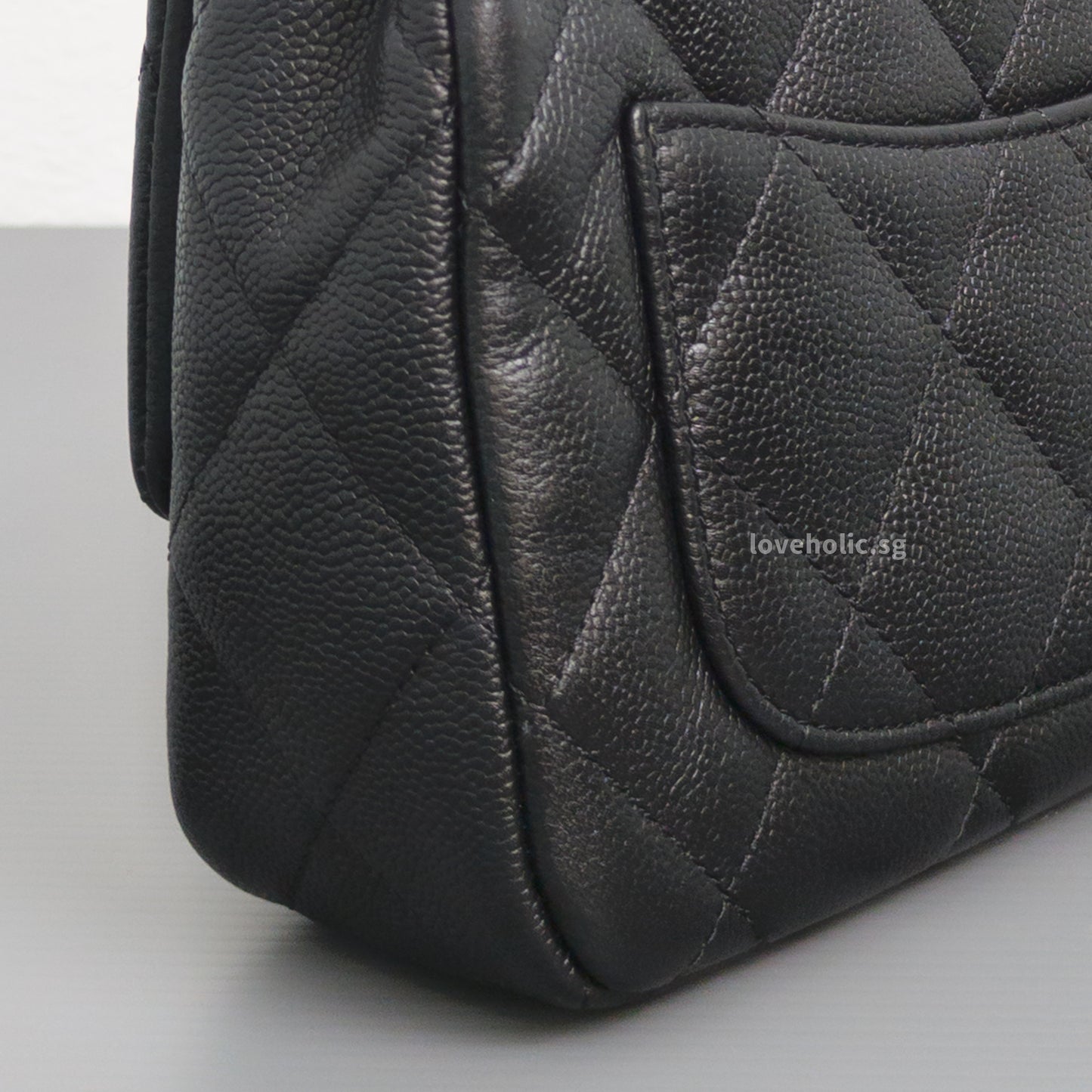 Chanel Flap Bag 23P Mini Heart Crush | Black Caviar Brushed Gold Hardware-details