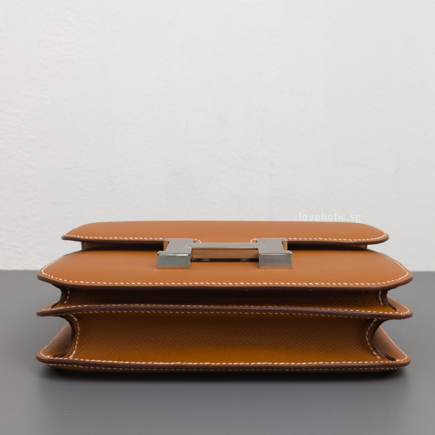Hermes Constance 18 Mini | Gold Epsom Palladium Hardware-details