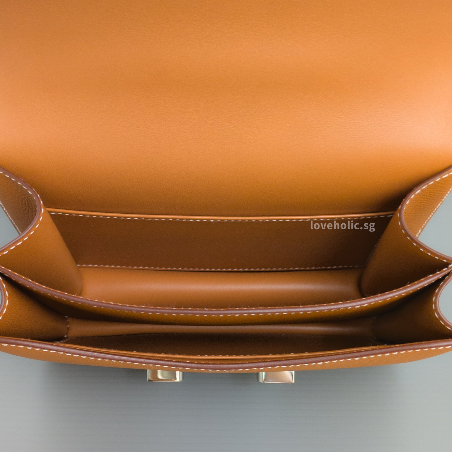 Hermes Constance 18 Mini | Gold Epsom Palladium Hardware-details