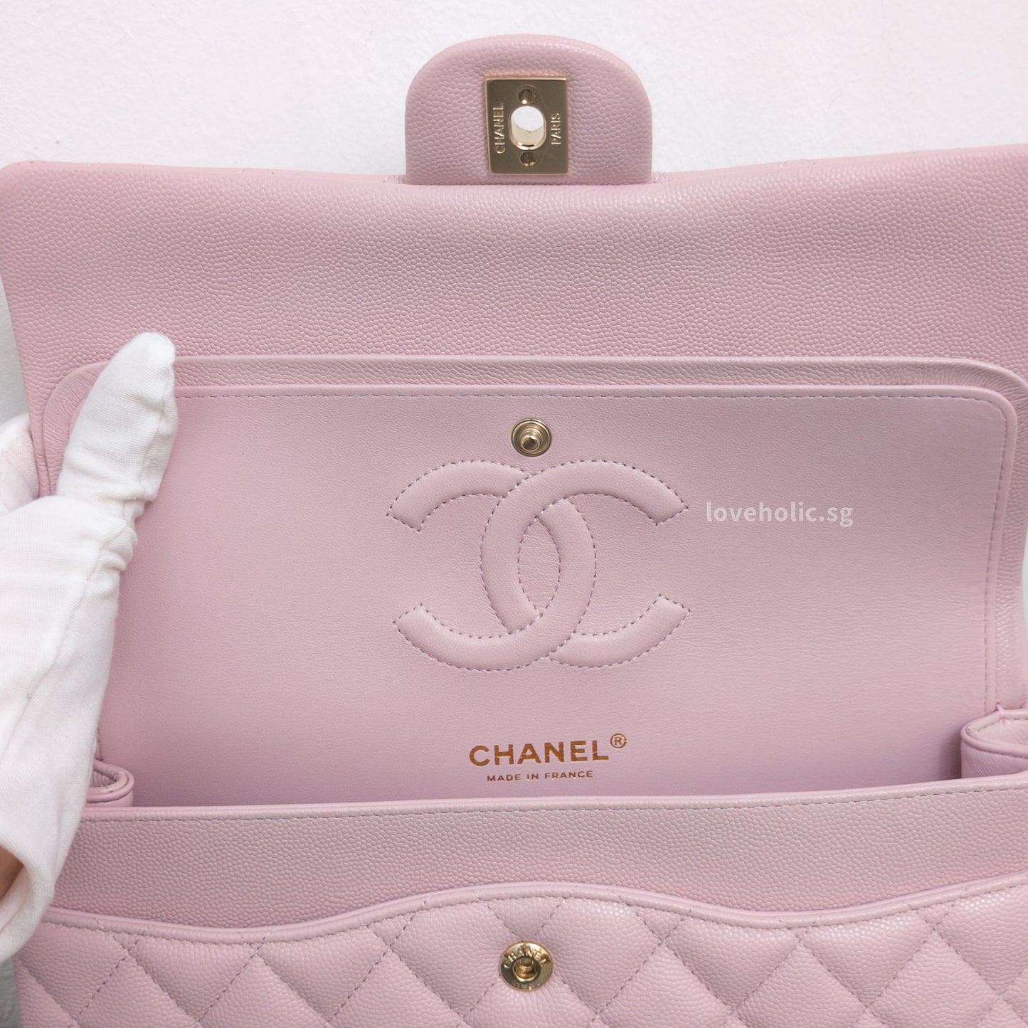 Chanel Classic Flap Medium | 21C Rose Claire Caviar Light Gold Hardware-details