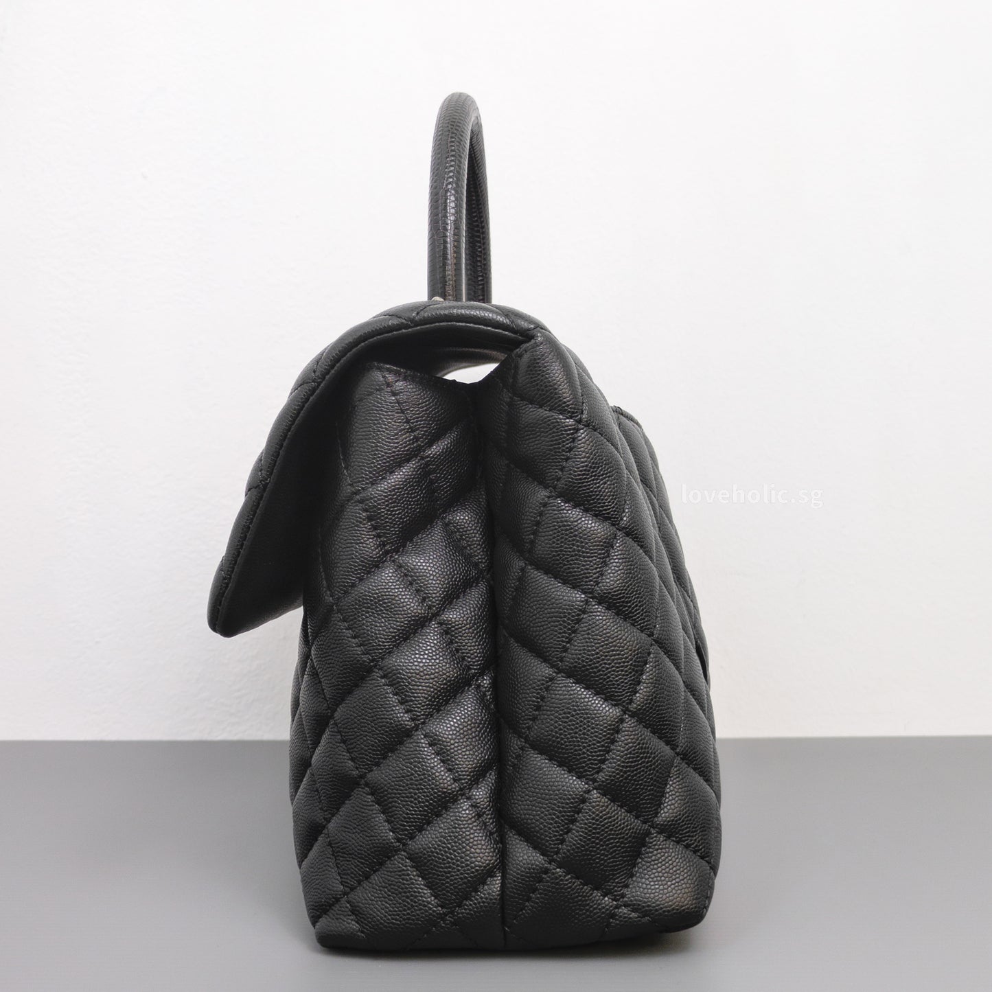 Chanel Coco Handle Large with Lizard Handle | Black Caviar Ruthenium Hardware-side